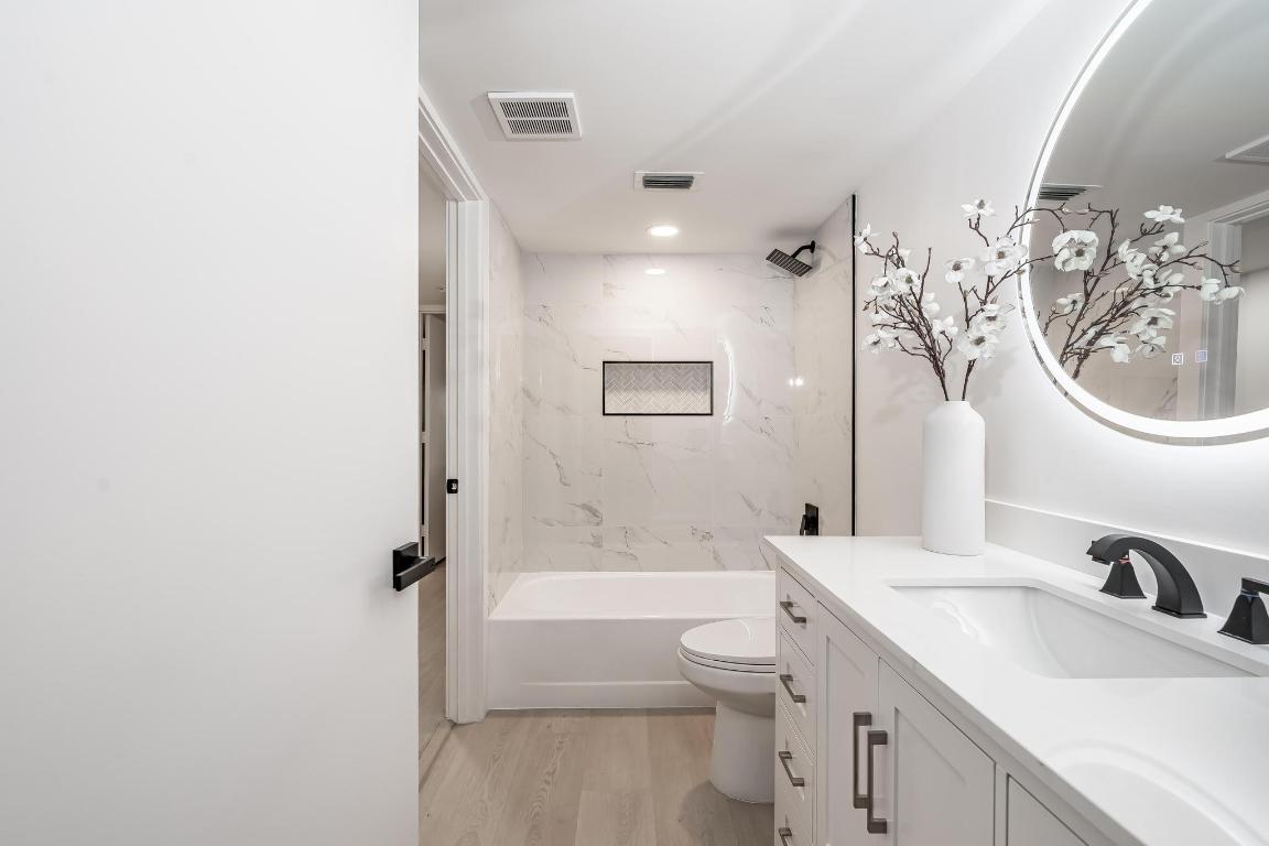 7320 Amberly Lane 102, Delray Beach Unit: 102