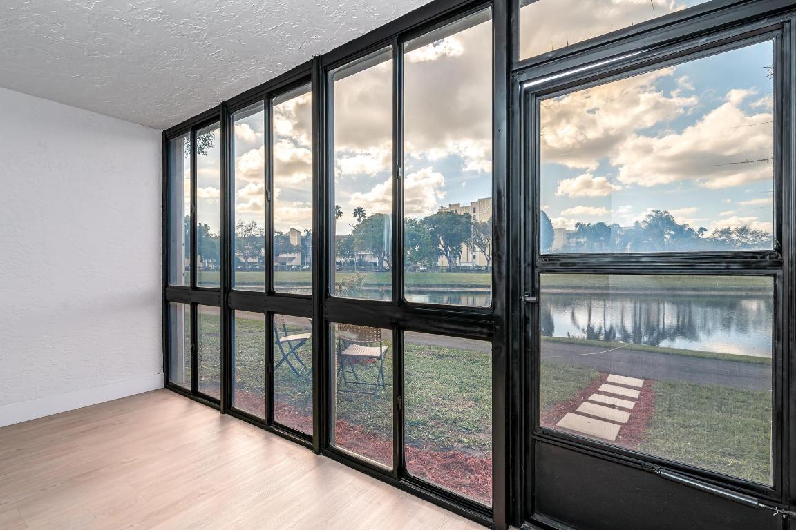 7320 Amberly Lane 102, Delray Beach Unit: 102