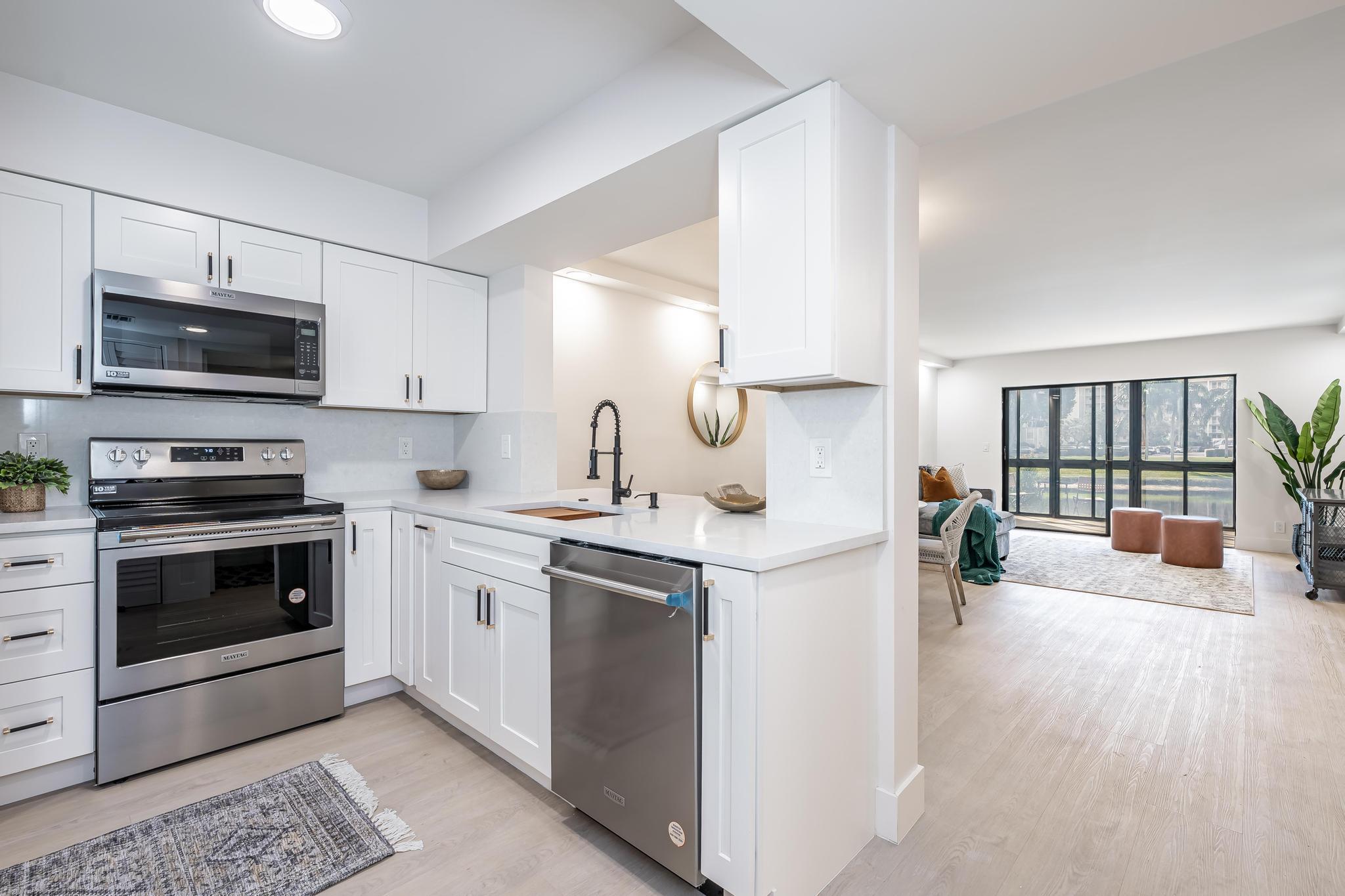 7320 Amberly Lane 102, Delray Beach Unit: 102