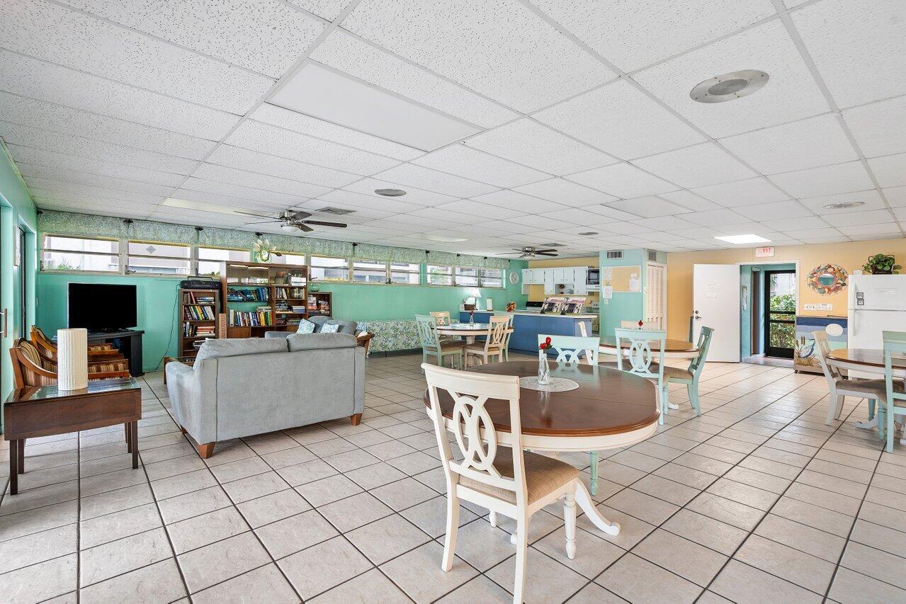 1024 NW 13th Street 127b