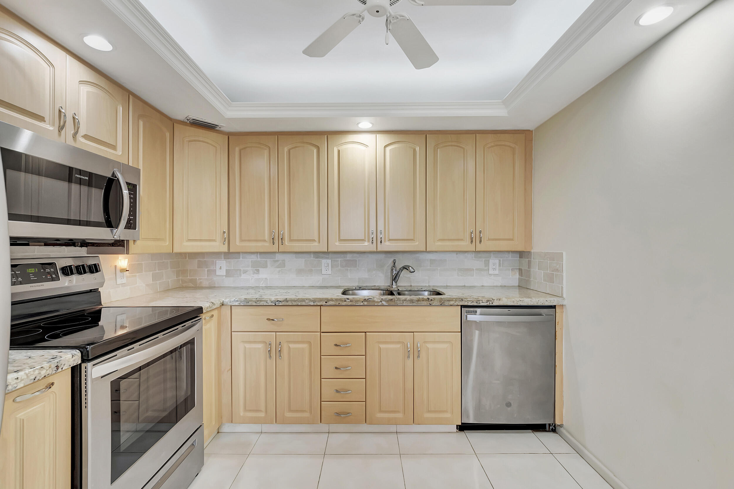 4054 Lincoln C, Boca Raton