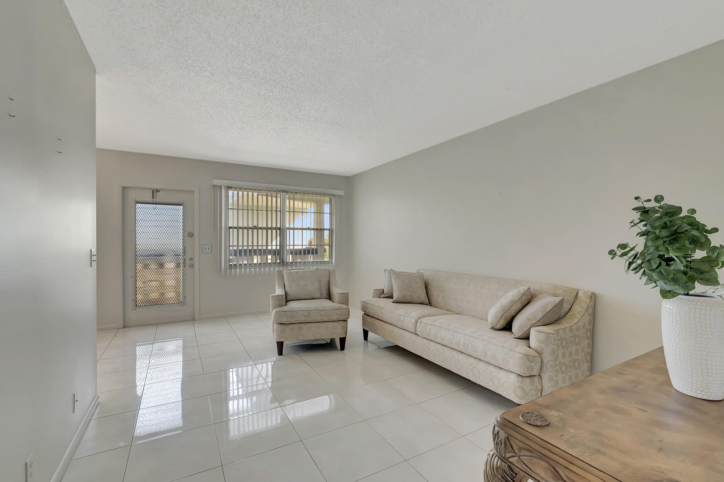 4054 Lincoln C, Boca Raton