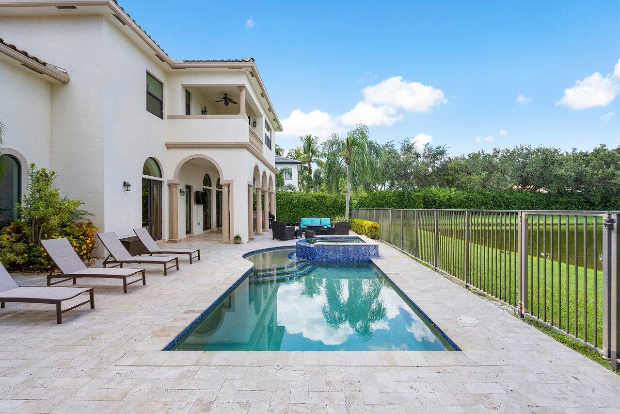 17717 Circle Pond Court