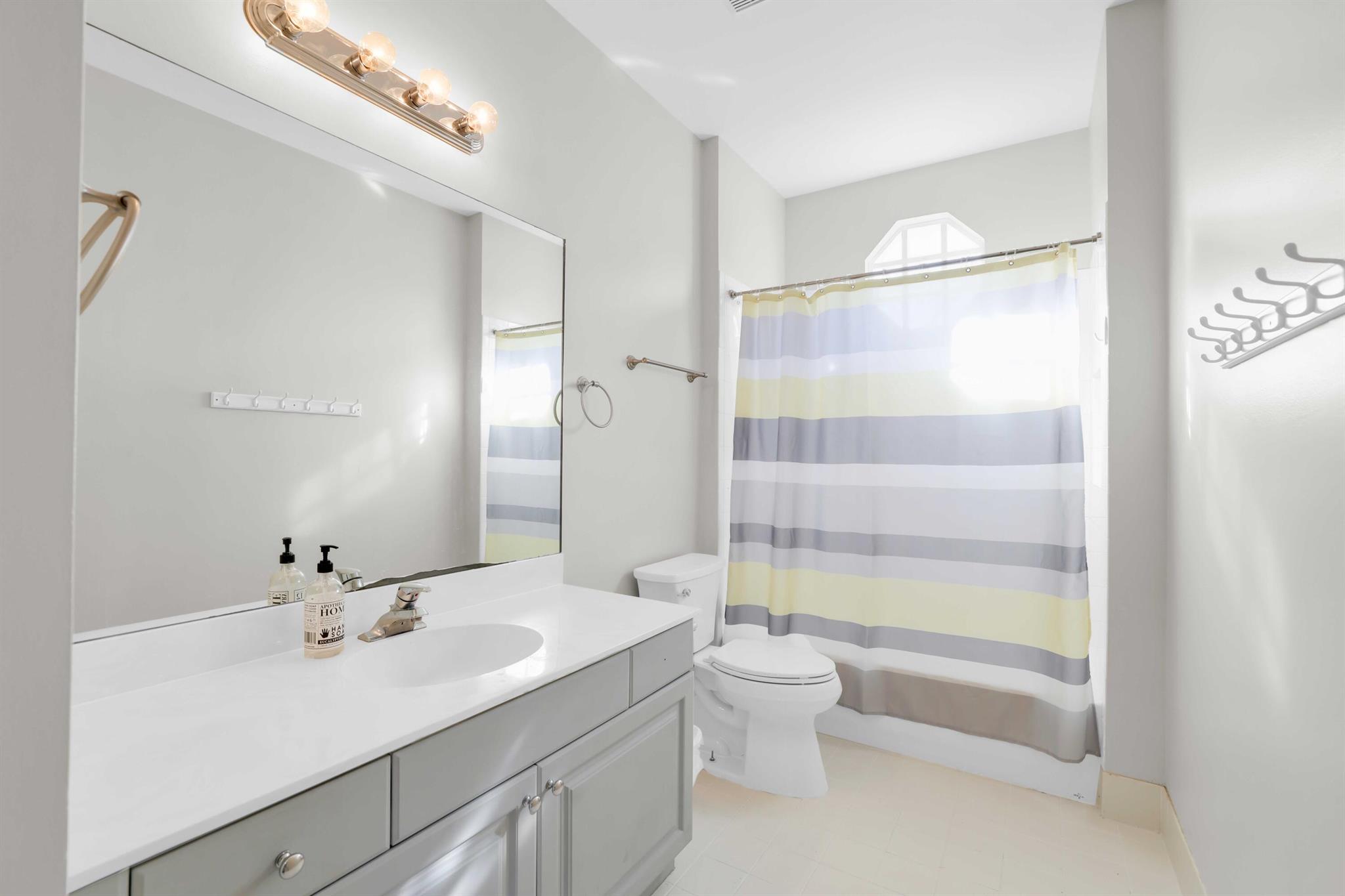 19299 Skyridge Circle