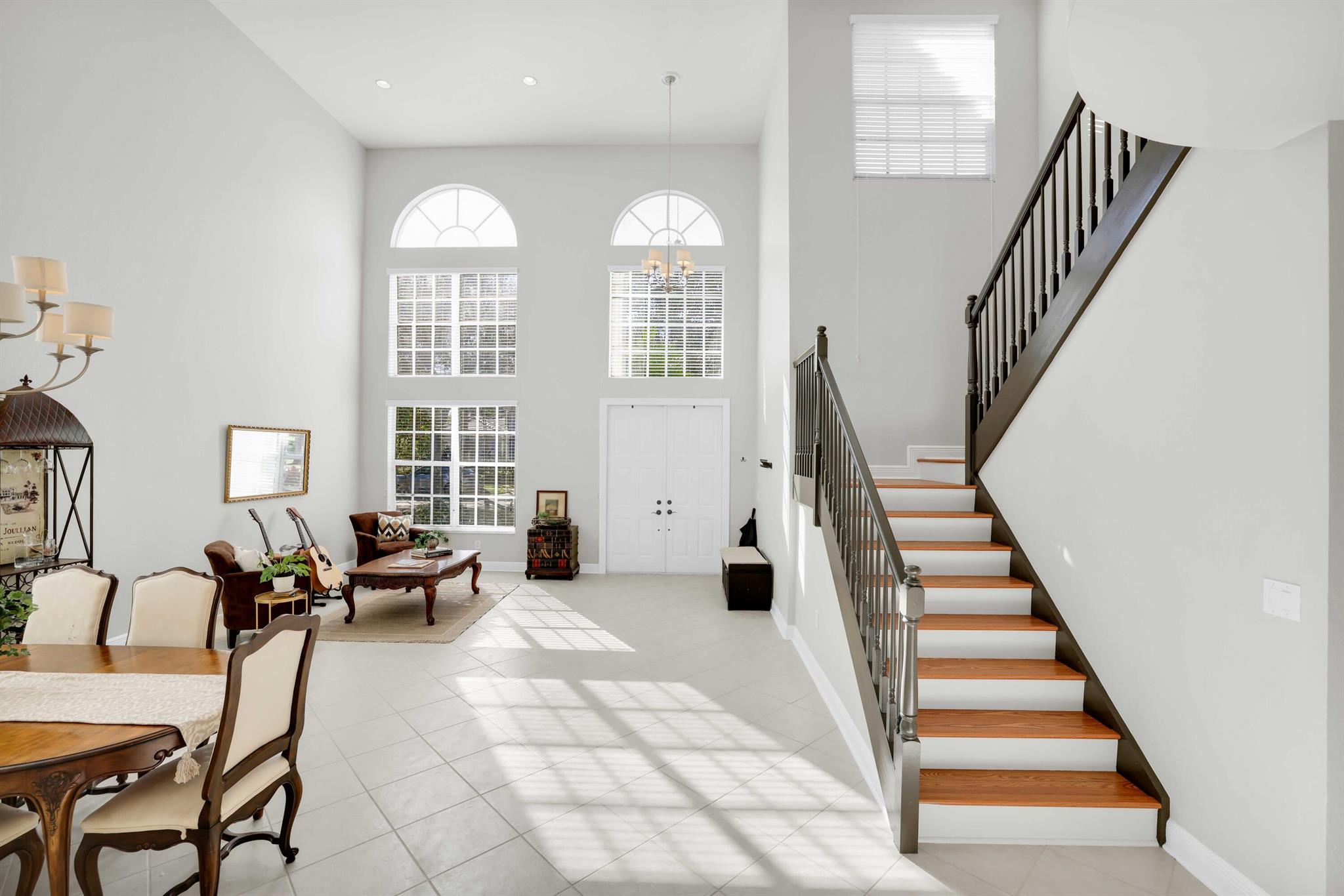 19299 Skyridge Circle