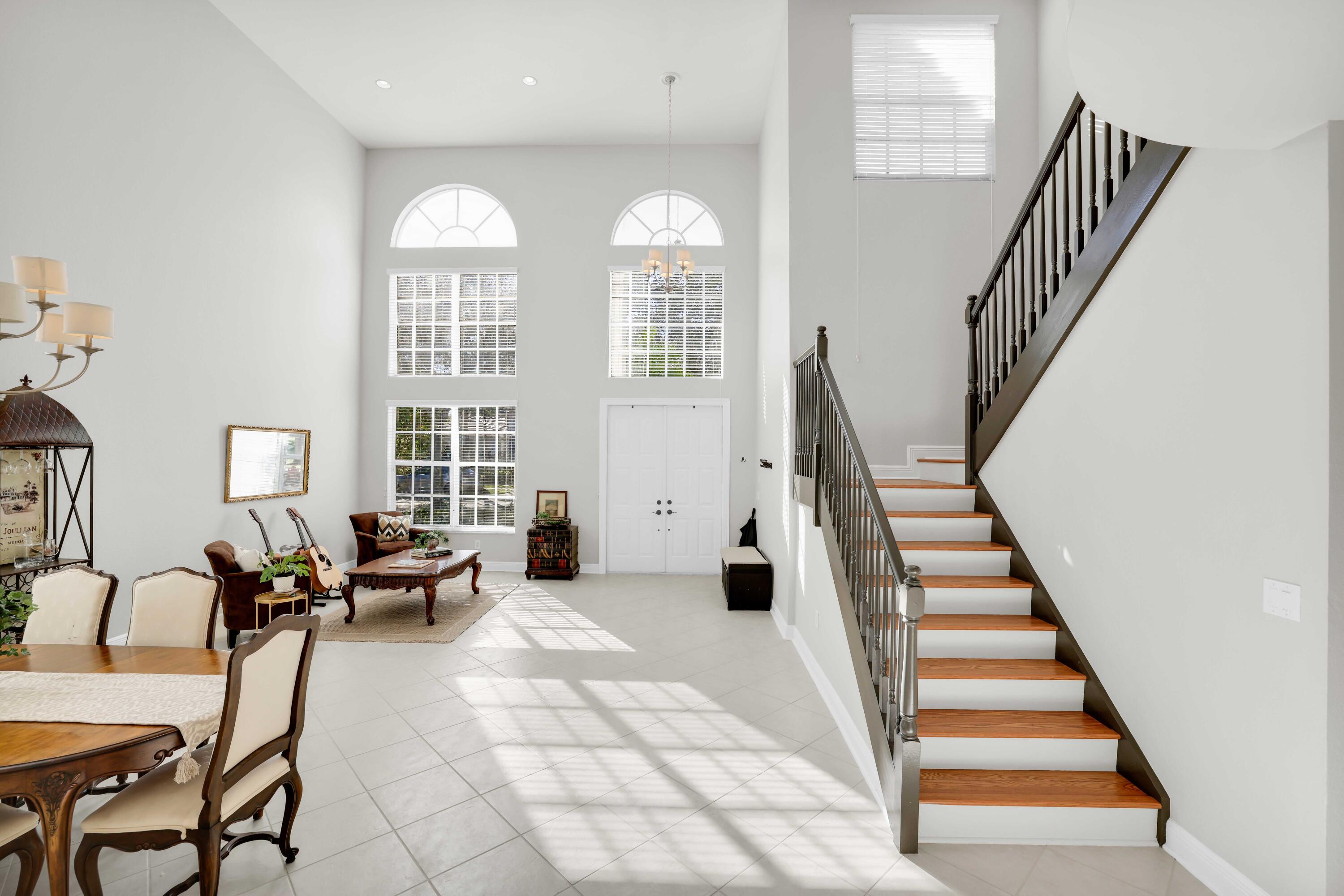 19299 Skyridge Circle