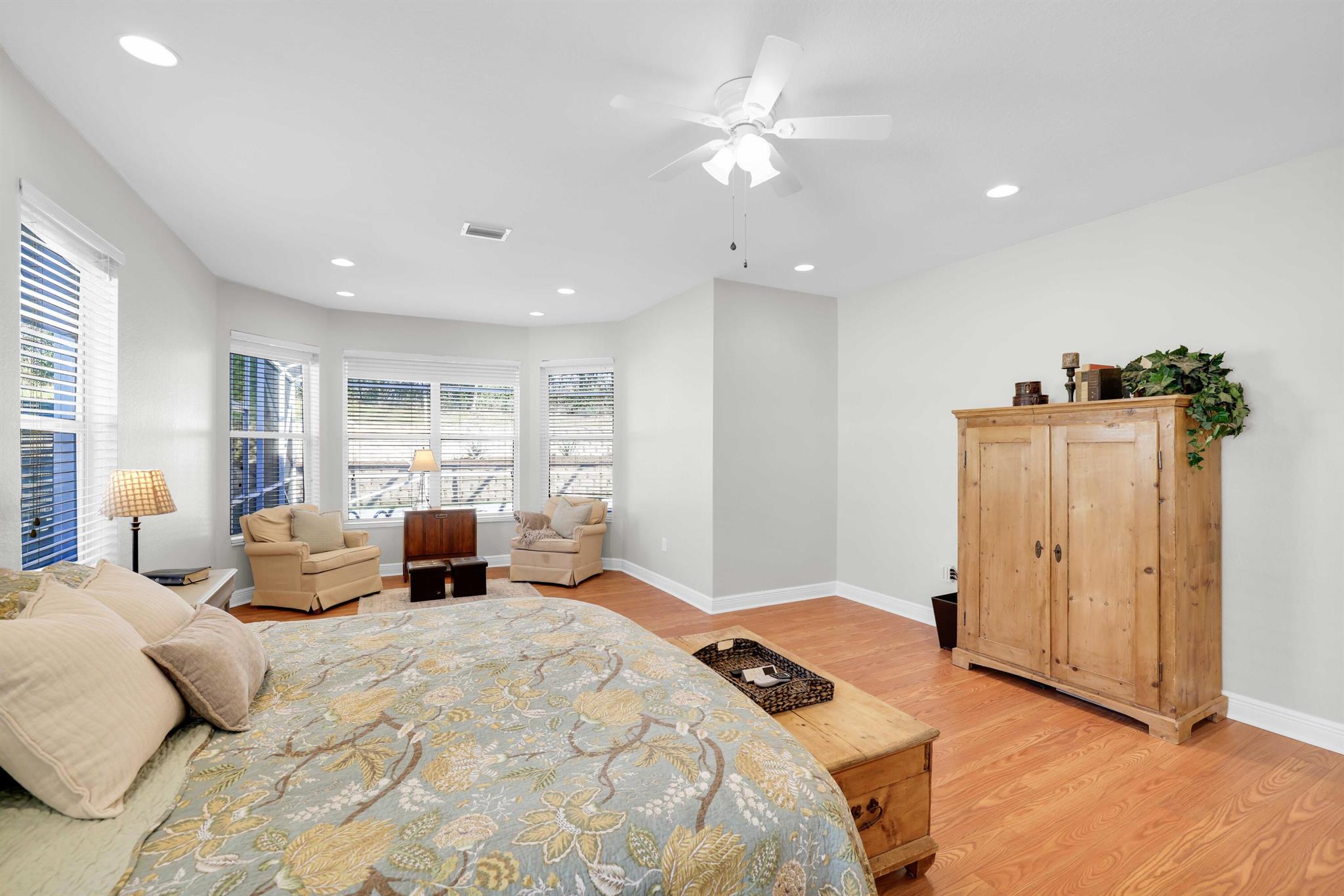 19299 Skyridge Circle