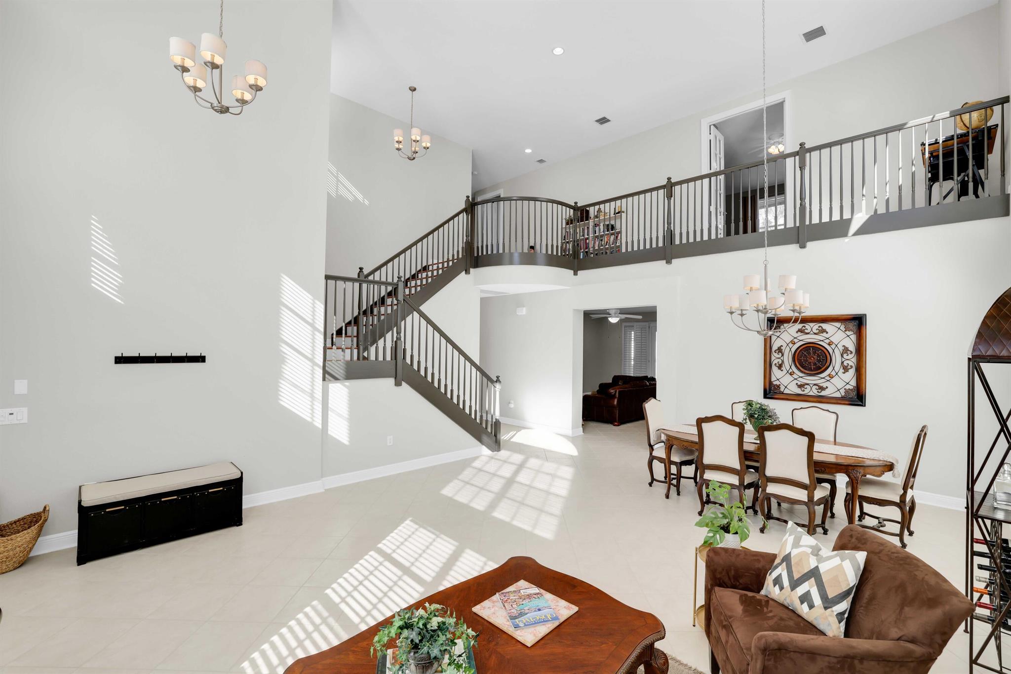 19299 Skyridge Circle