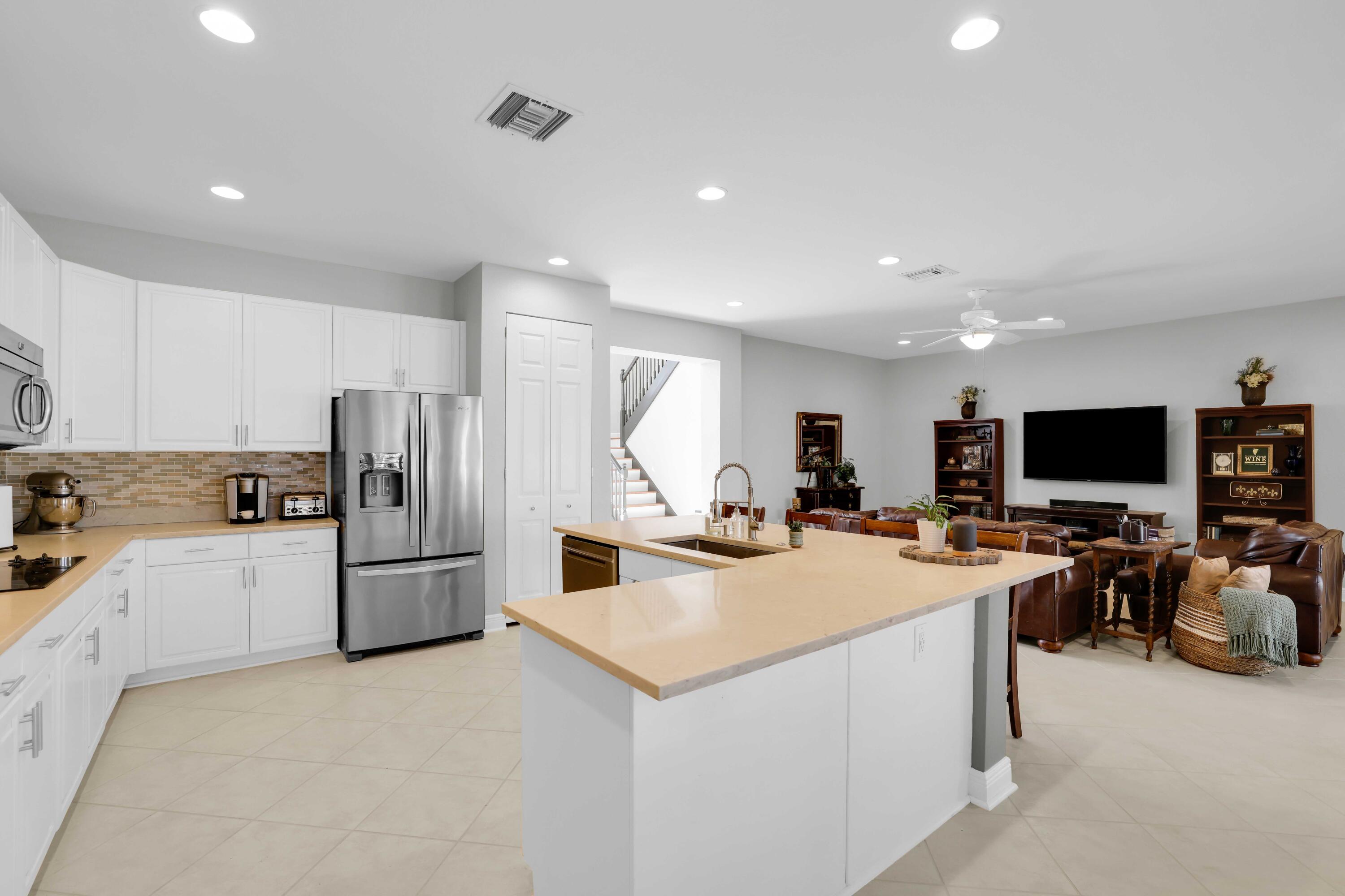 19299 Skyridge Circle