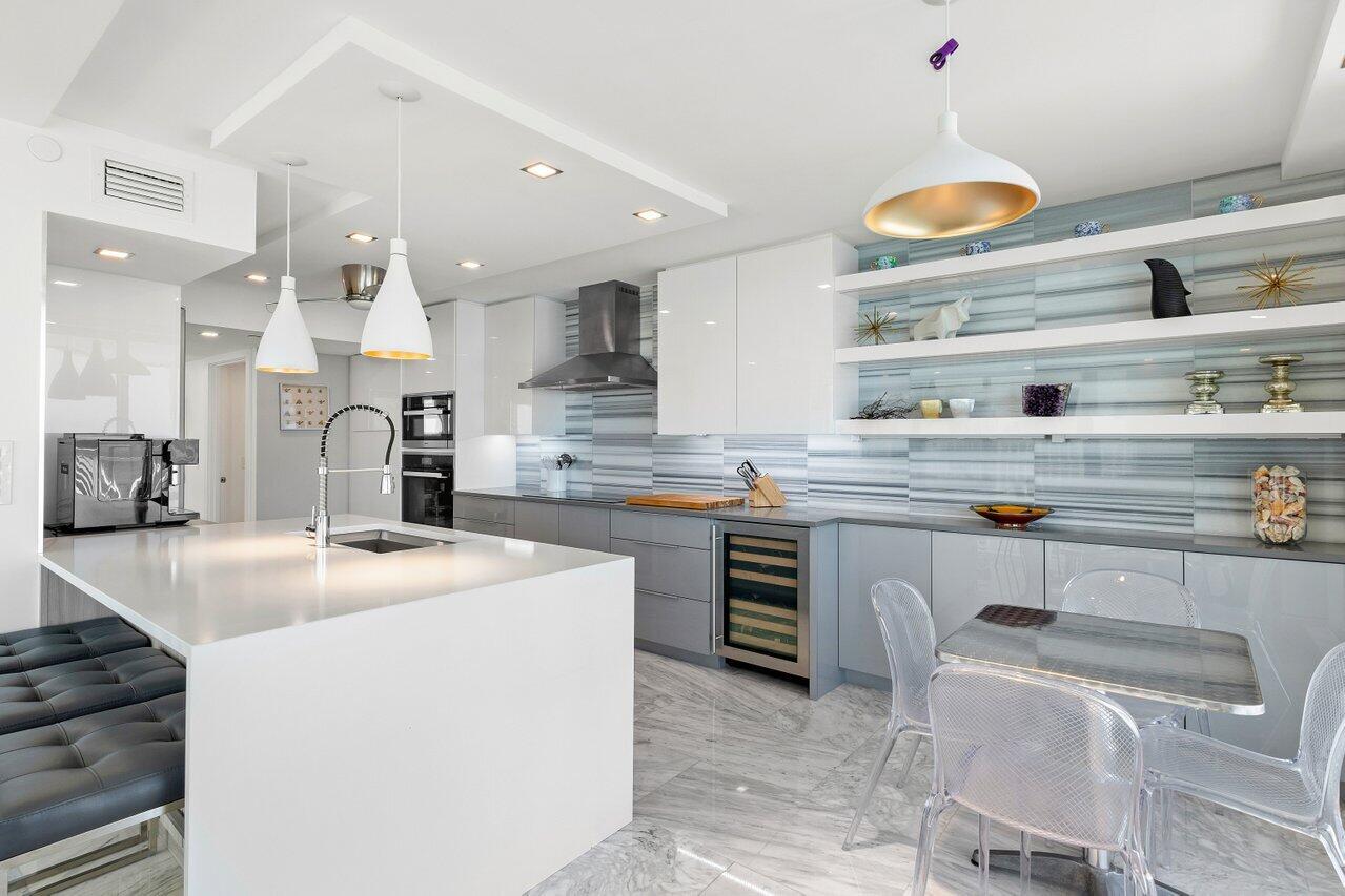 3211 S Ocean Boulevard 701