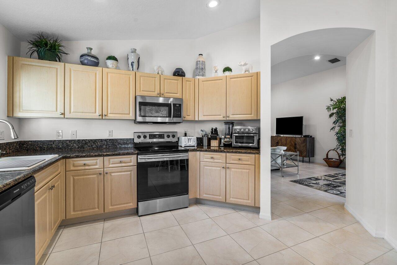 6586 Via Dante, Lake Worth