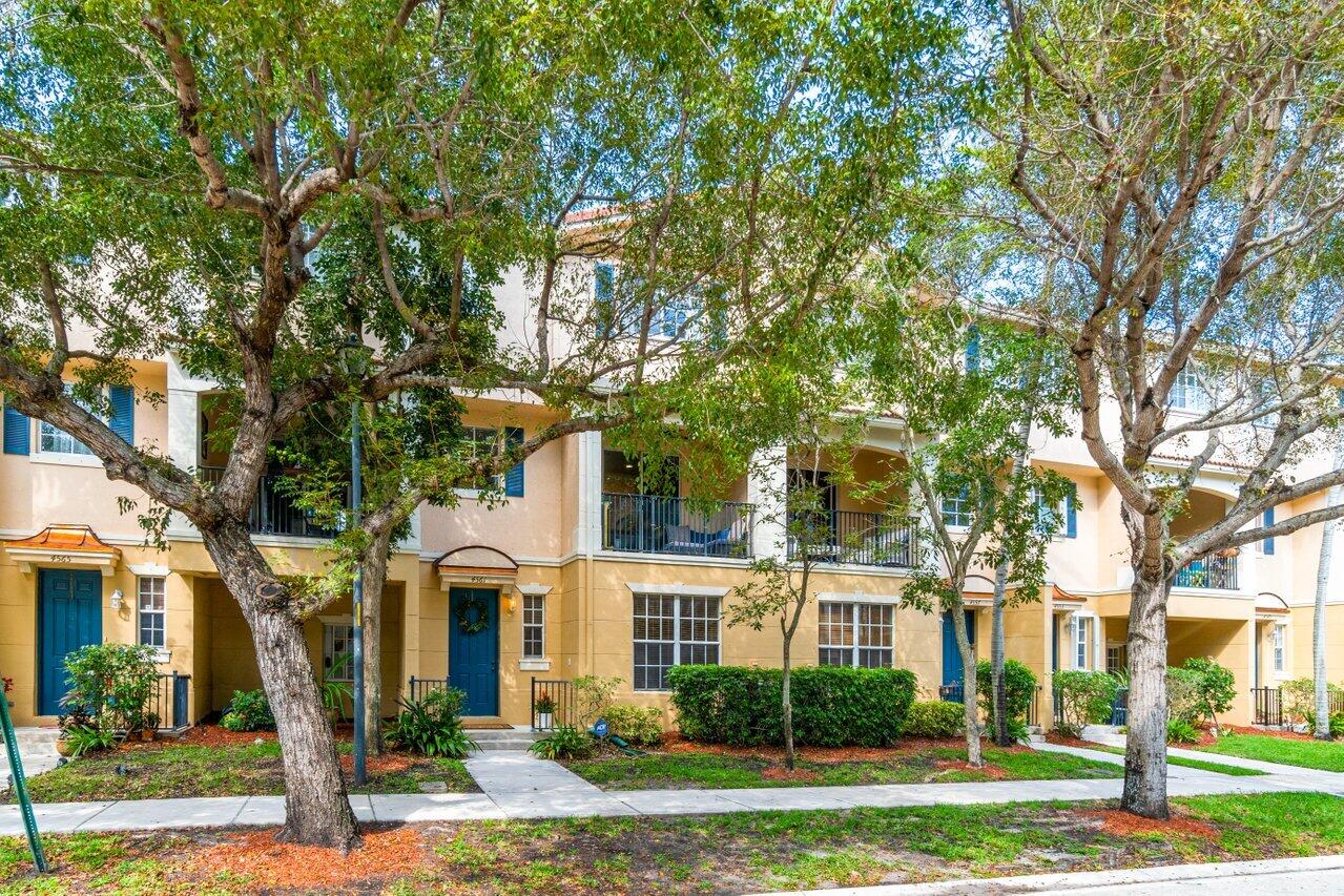 4561 Danson Way, Delray Beach