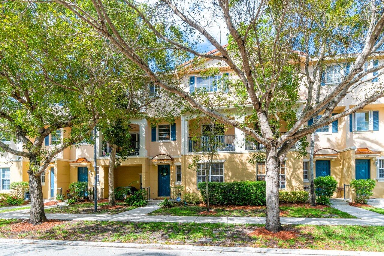 4561 Danson Way, Delray Beach