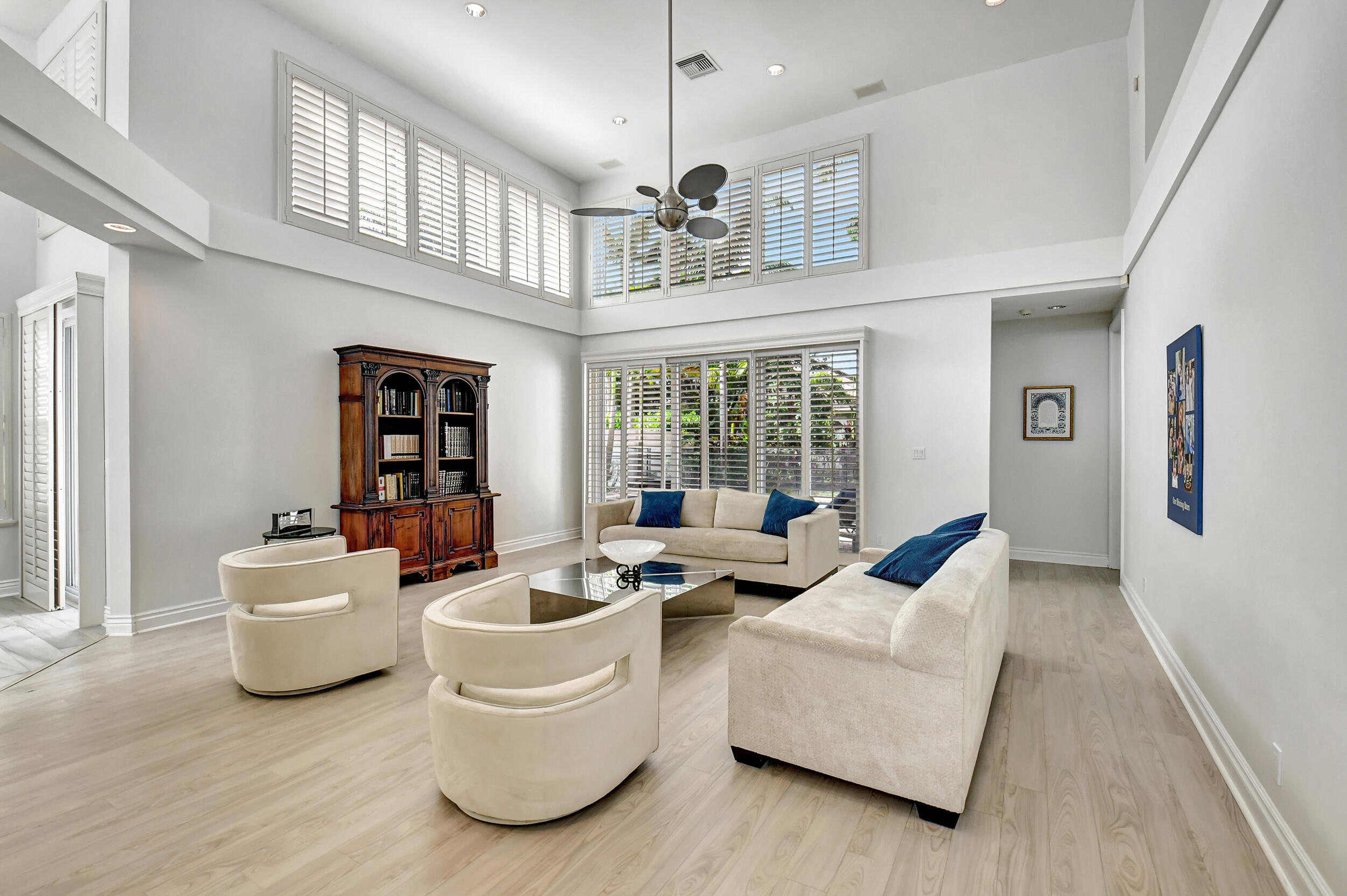 7190 Mallorca Crescent