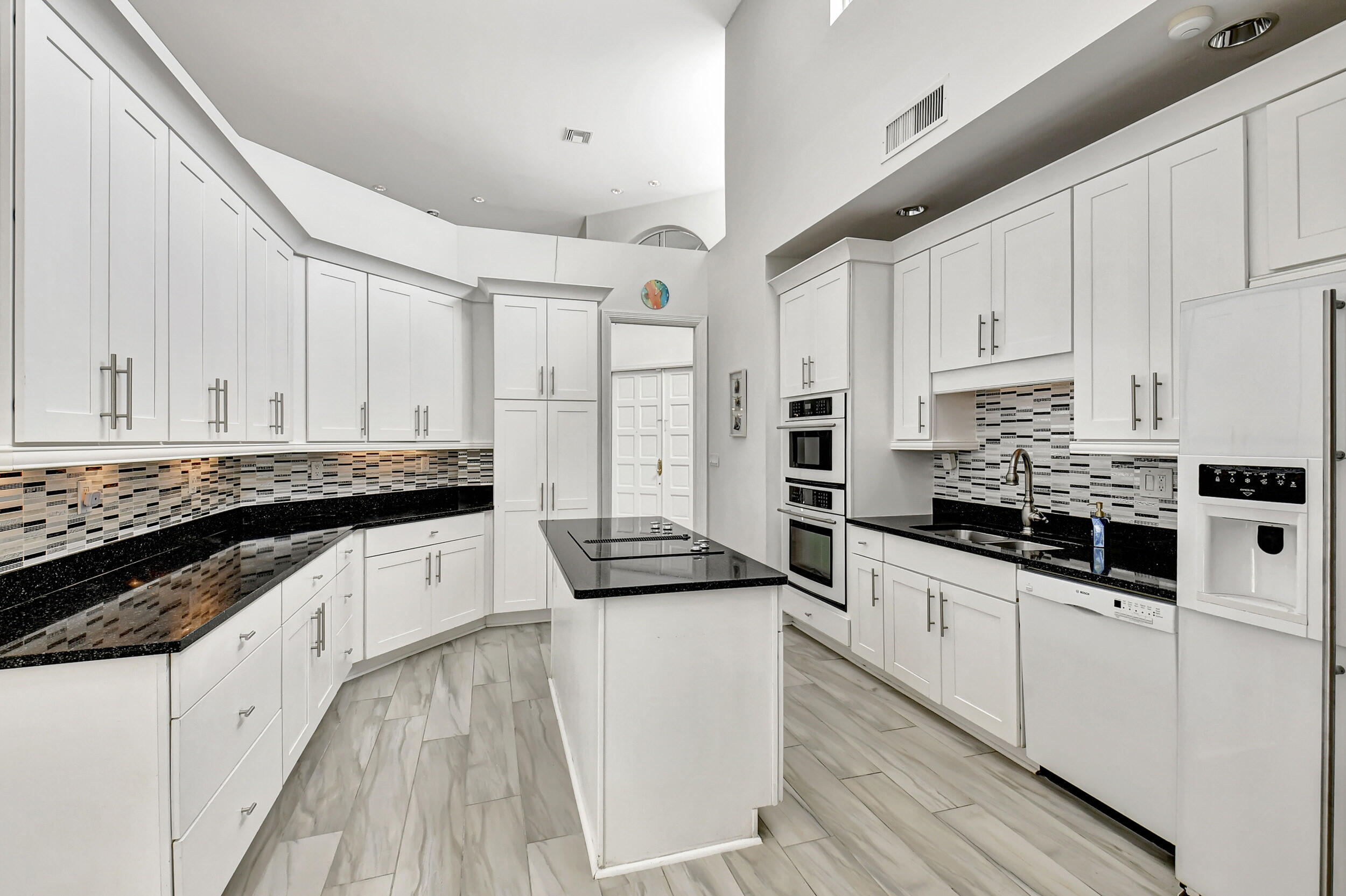 7190 Mallorca Crescent