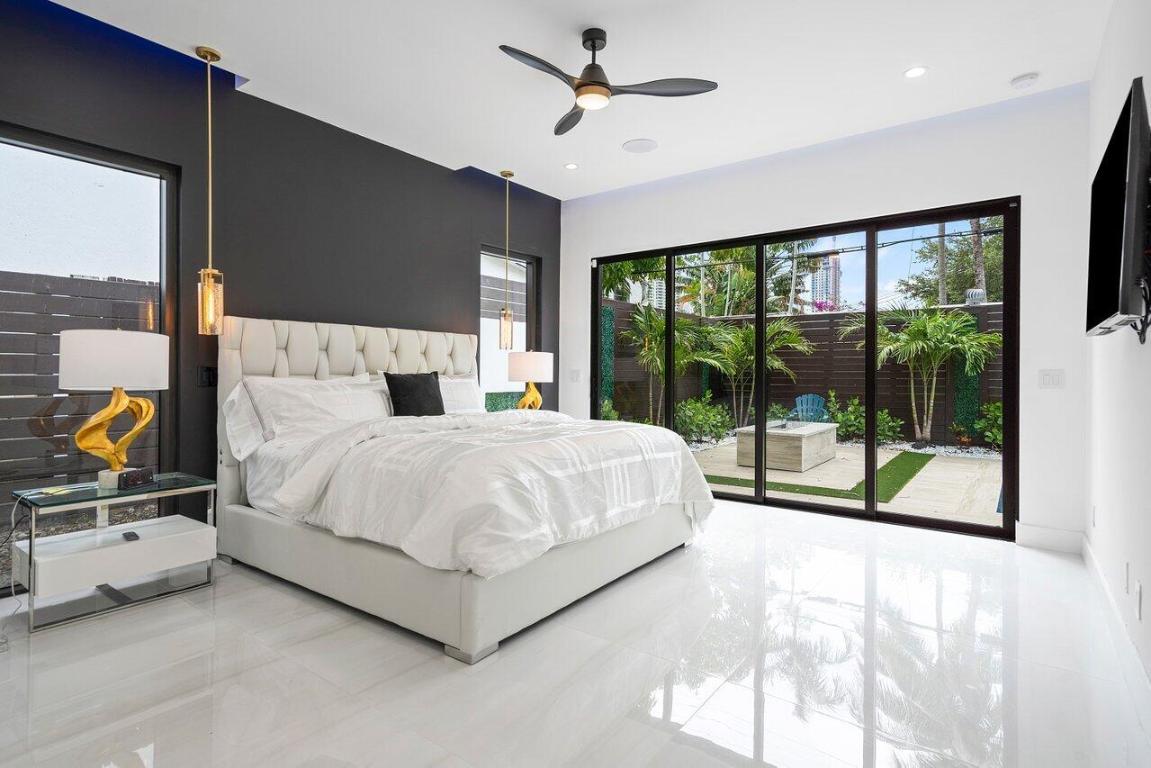 713 SE 7th Street, Fort Lauderdale