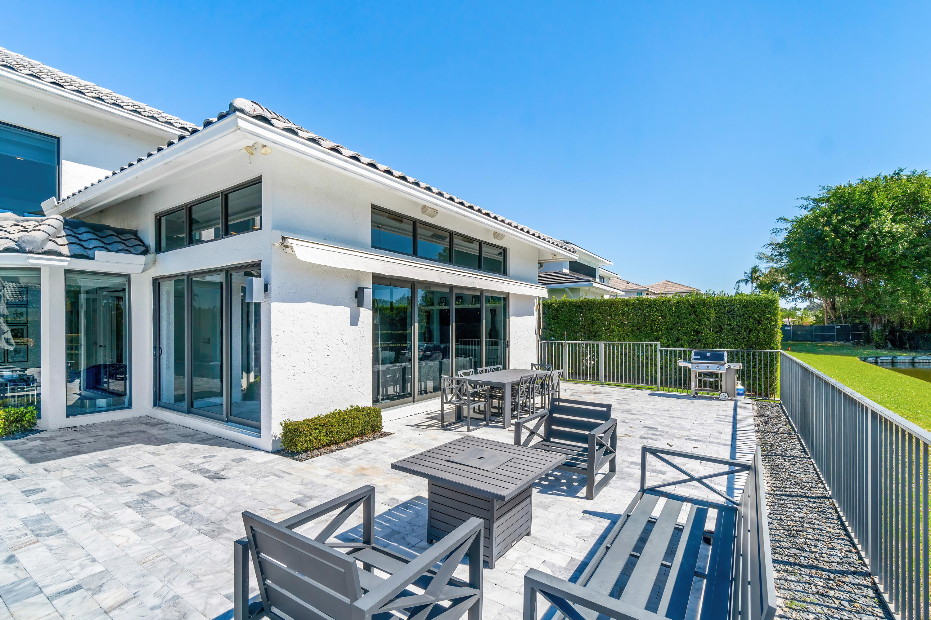 3258 Westminster Drive