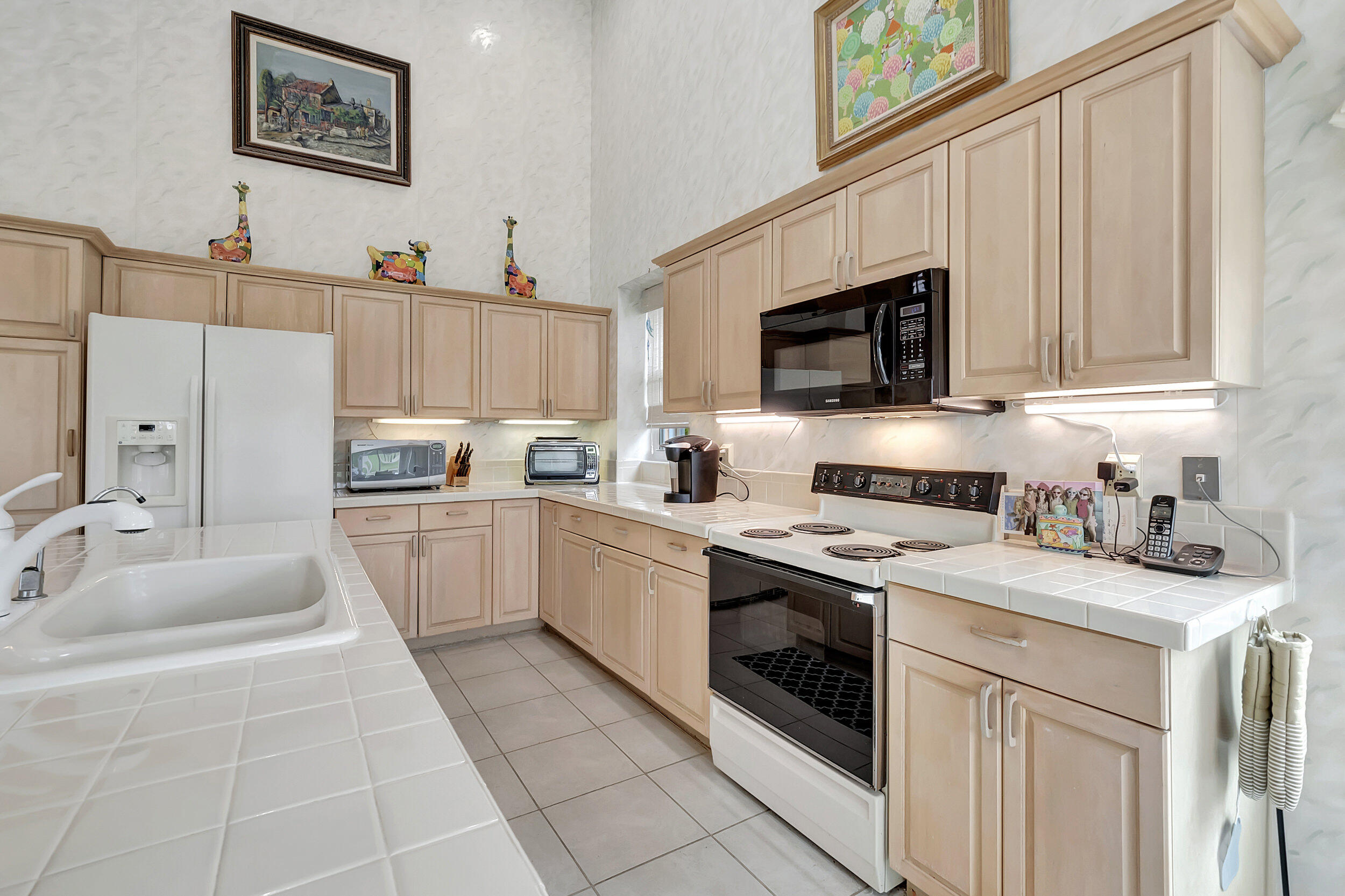 8324 Horseshoe Bay Road Road