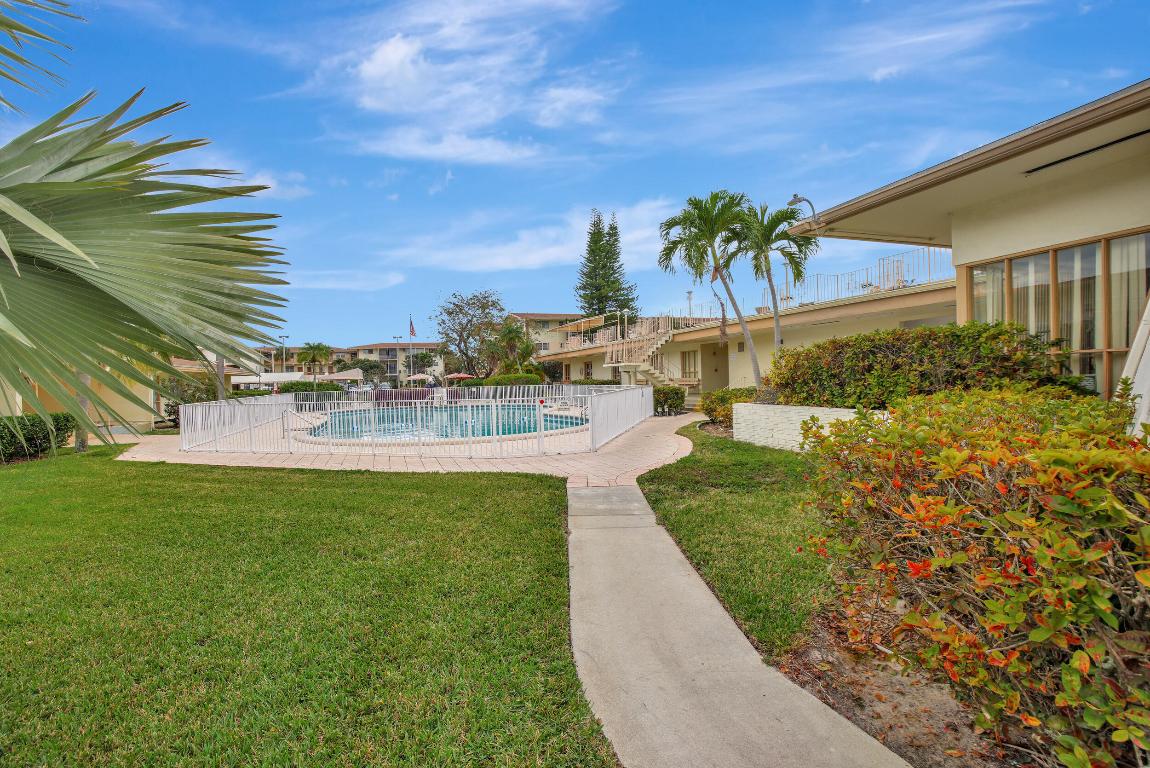 17090 NE 14th Avenue 101, North Miami Beach Unit: 101