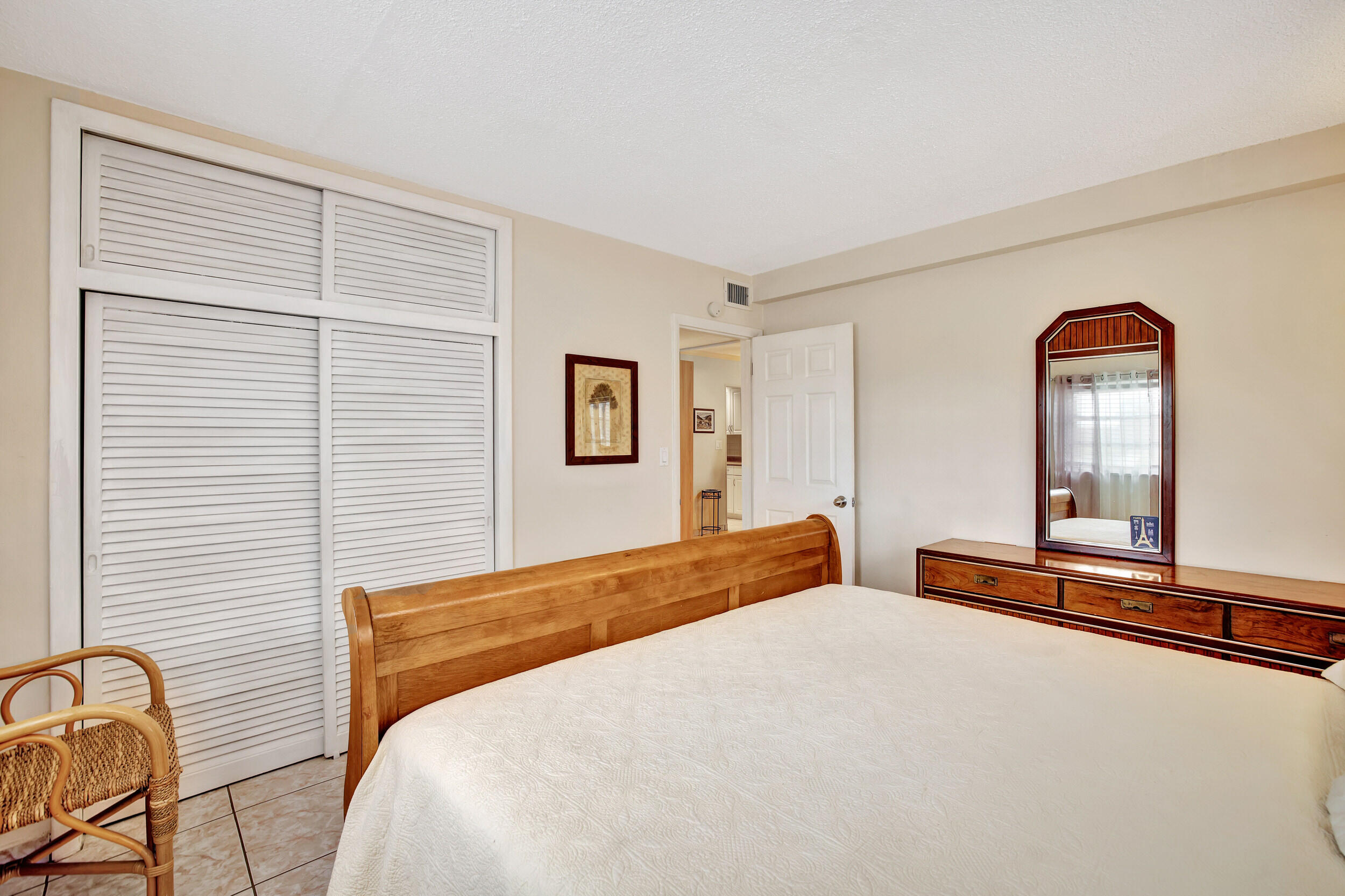 17090 NE 14th Avenue 101, North Miami Beach Unit: 101