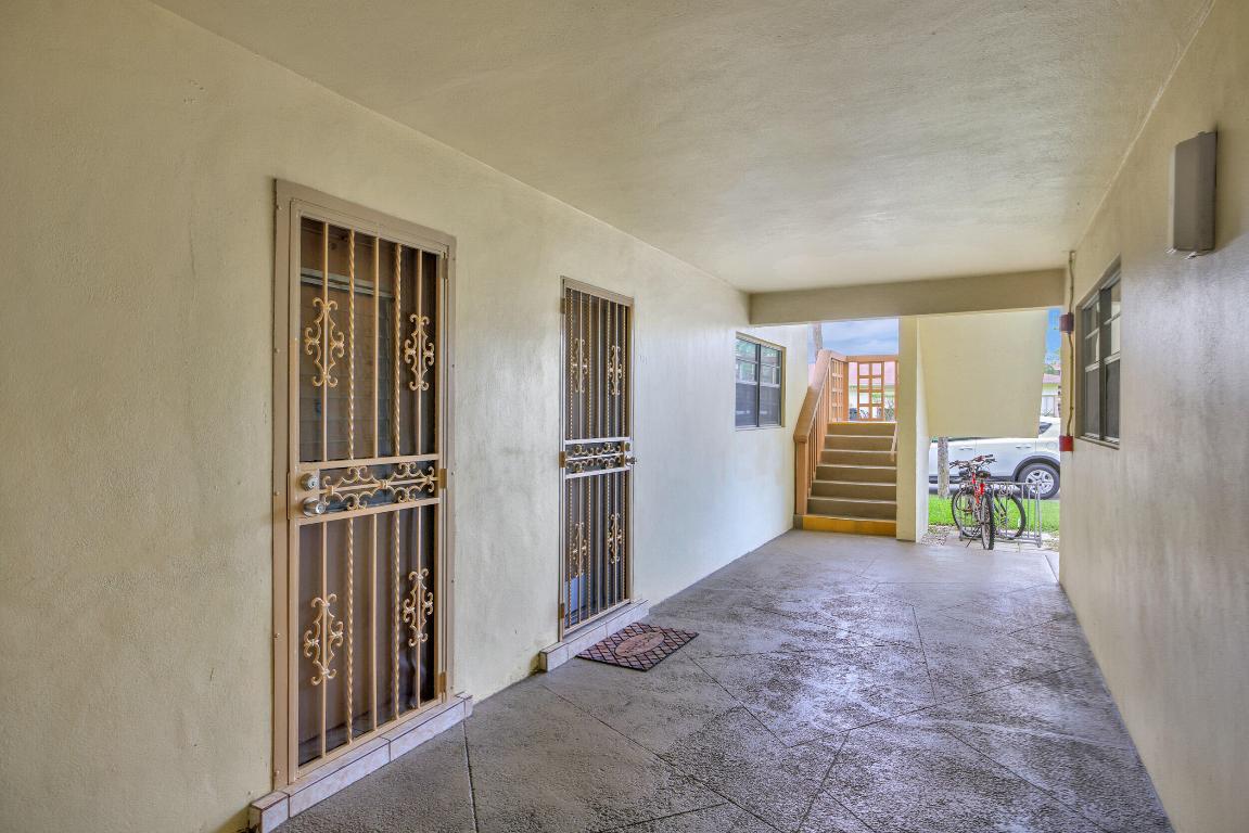 17090 NE 14th Avenue 101, North Miami Beach Unit: 101