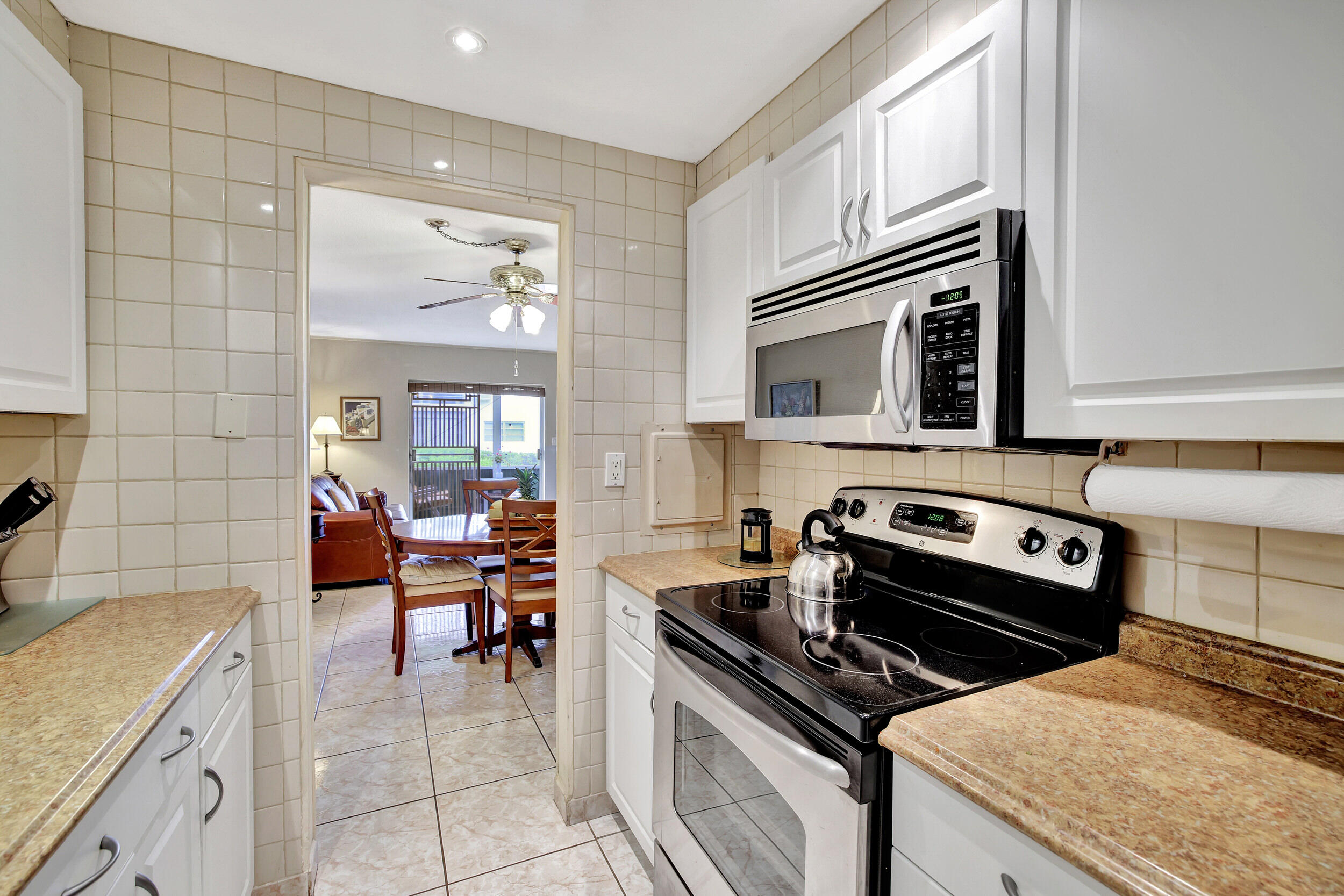 17090 NE 14th Avenue 101, North Miami Beach Unit: 101