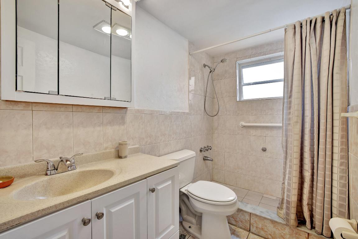 17090 NE 14th Avenue 101, North Miami Beach Unit: 101