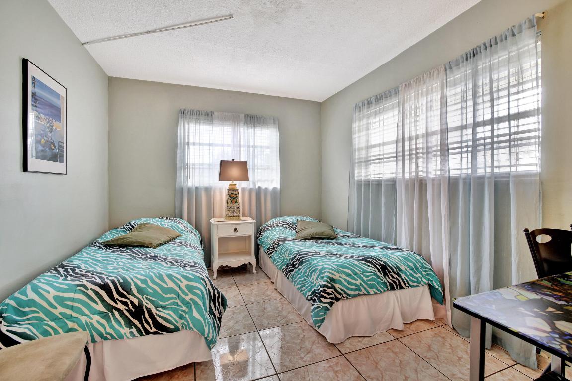 17090 NE 14th Avenue 101, North Miami Beach Unit: 101