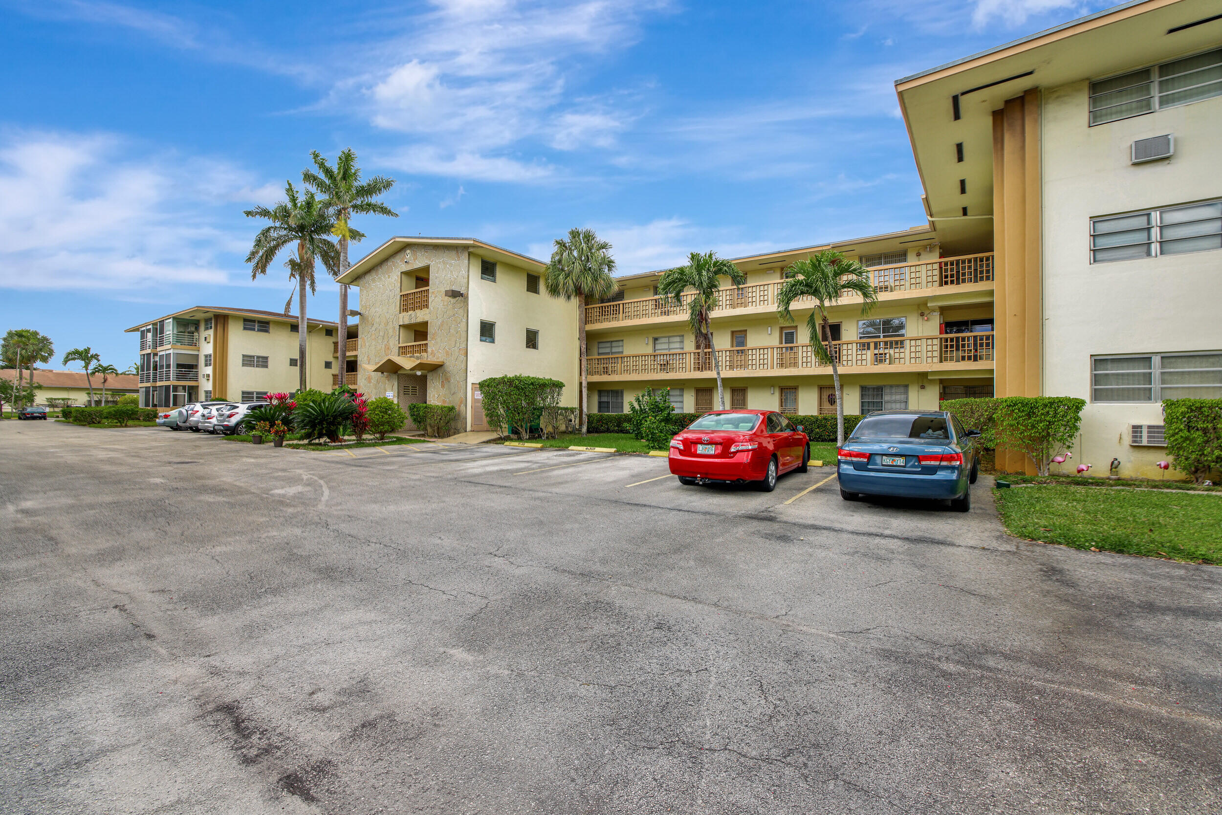 17090 NE 14th Avenue 101, North Miami Beach Unit: 101