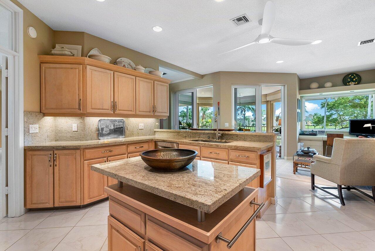 196 Orange Tree Drive, Atlantis