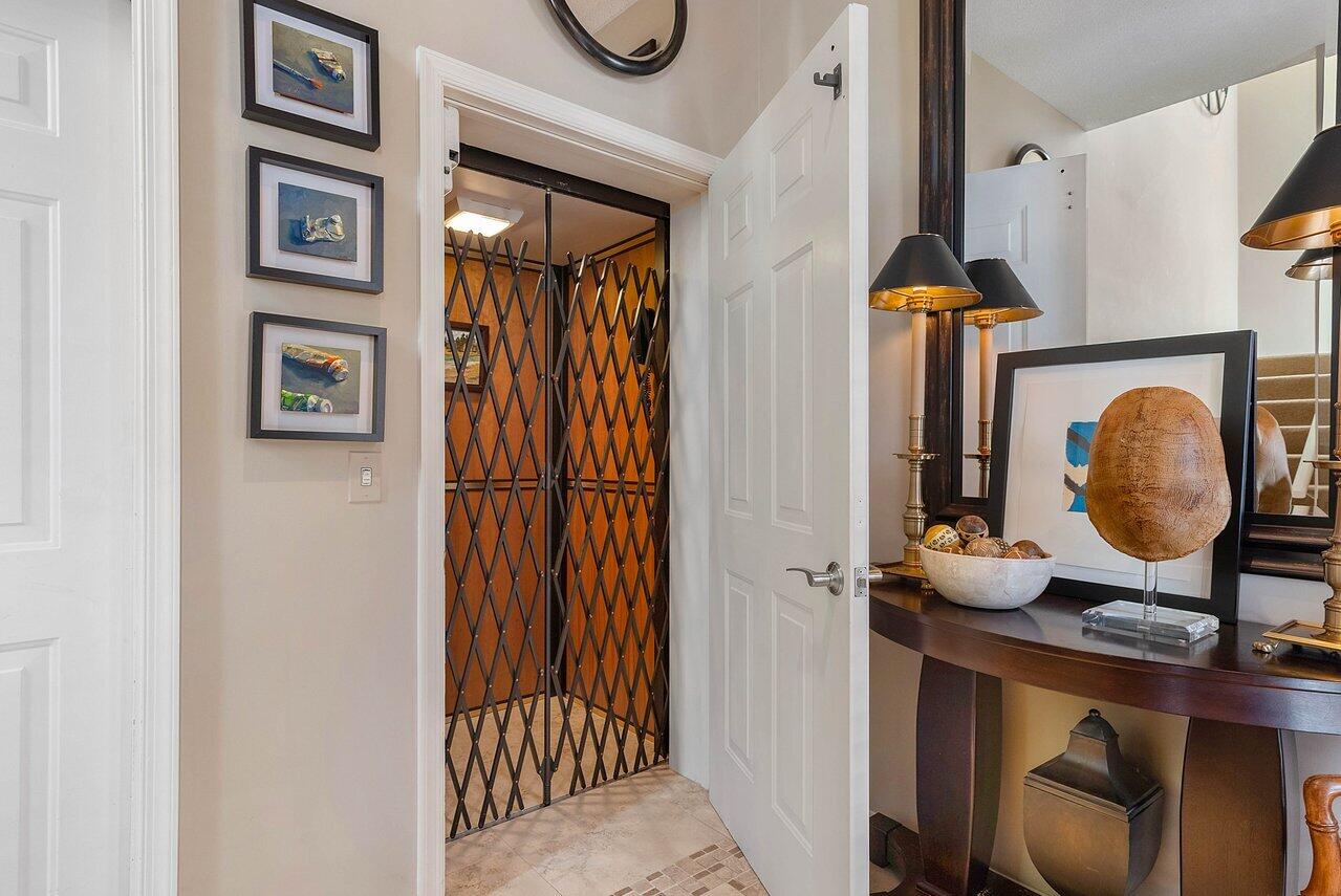 196 Orange Tree Drive, Atlantis