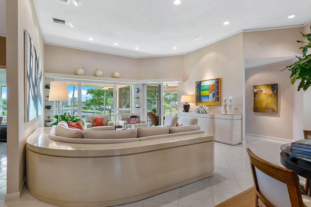 196 Orange Tree Drive, Atlantis