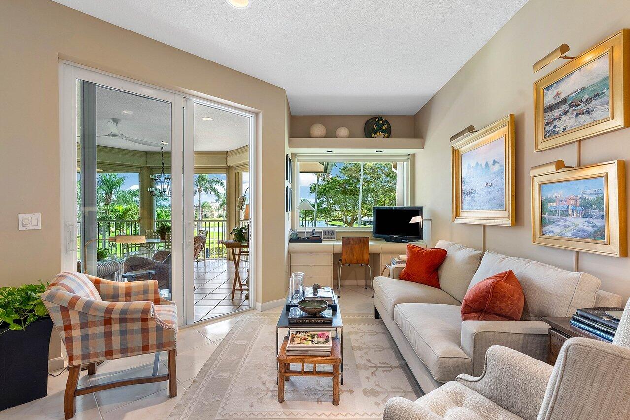 196 Orange Tree Drive, Atlantis