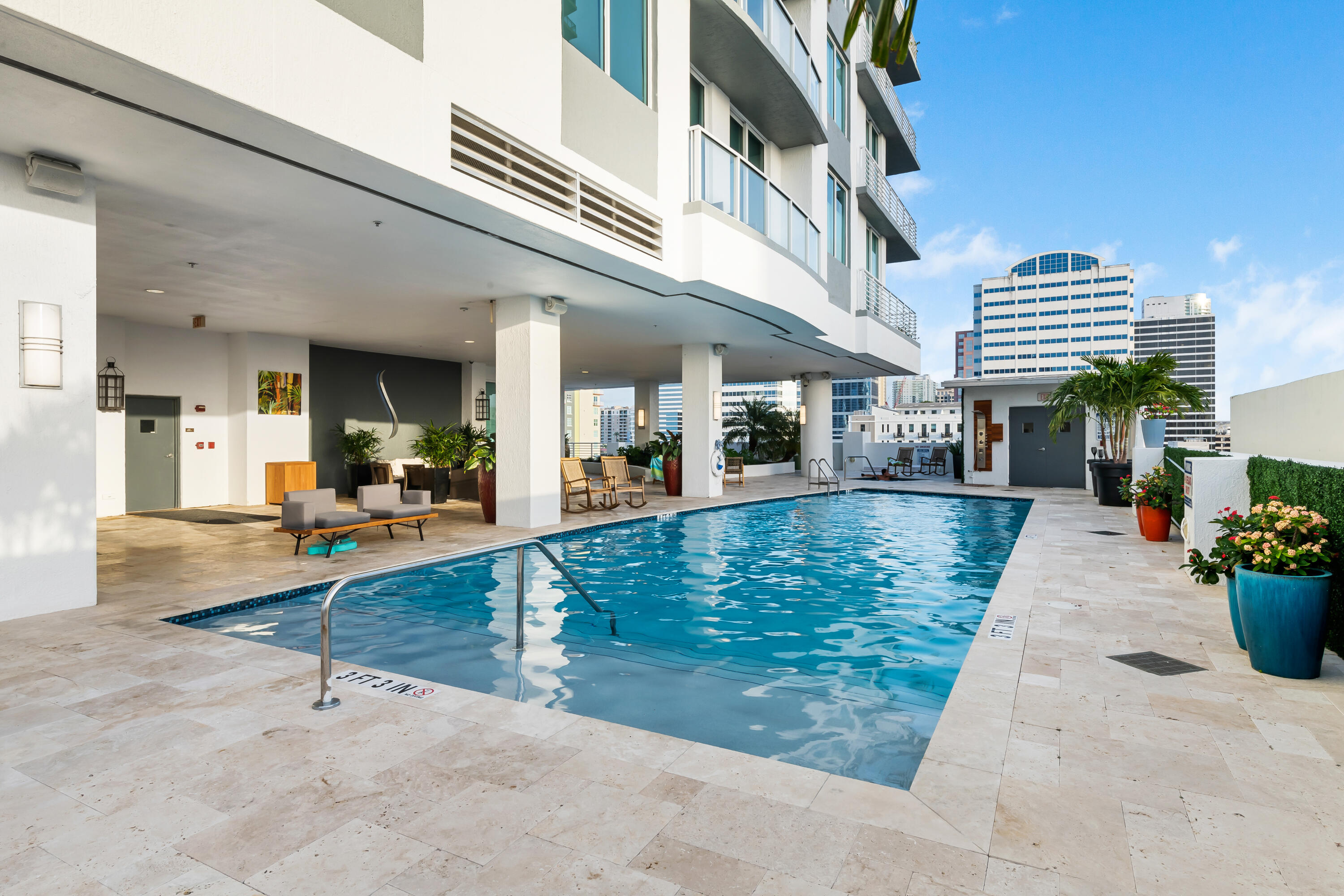 315 NE 3rd Avenue 1009