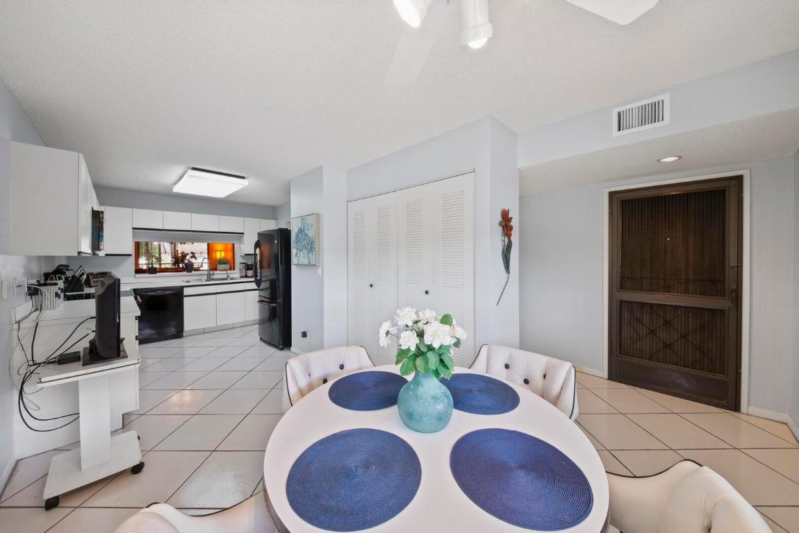 4725 Lucerne Lakes Boulevard 201, Lake Worth Unit: 201