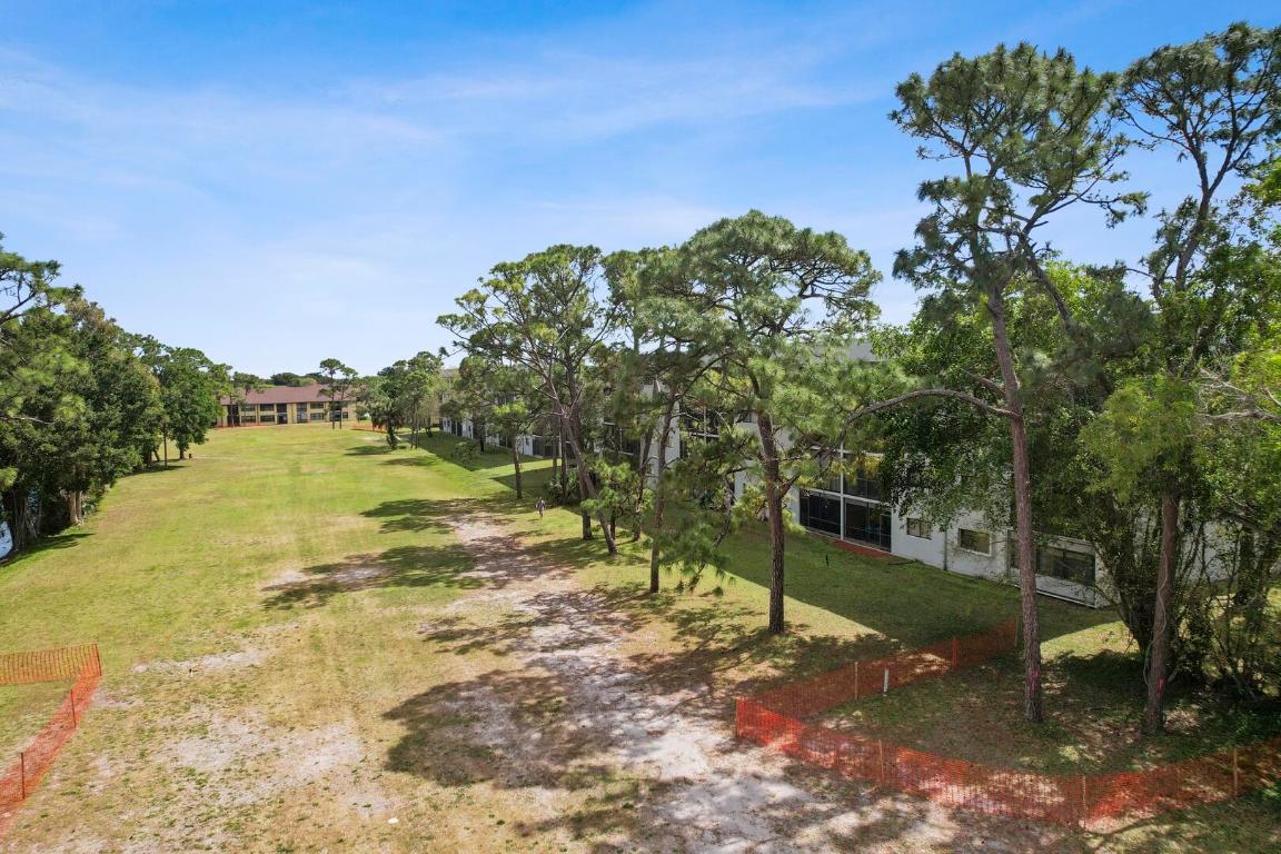 4725 Lucerne Lakes Boulevard 201, Lake Worth Unit: 201