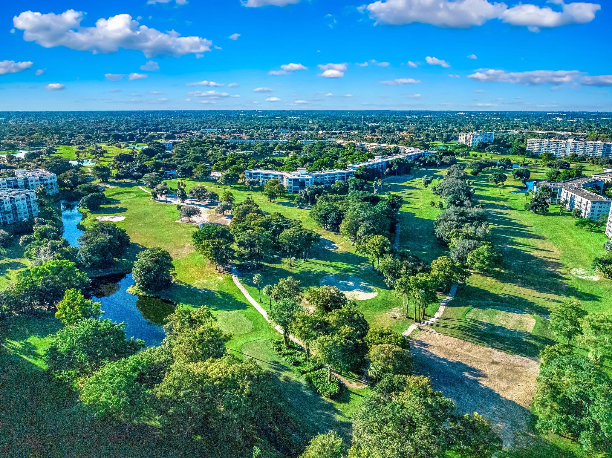 625 Oaks Drive 207, Pompano Beach Unit: 207