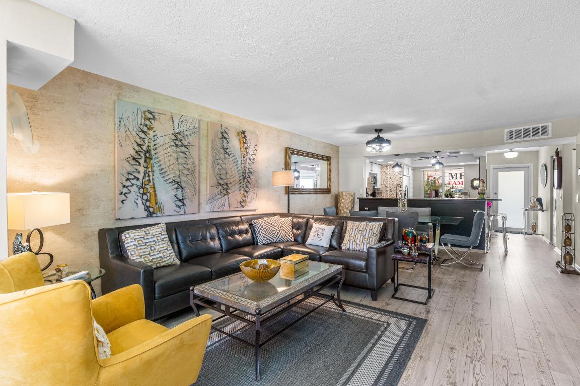 27 Abbey Lane 103, Delray Beach Unit: 103