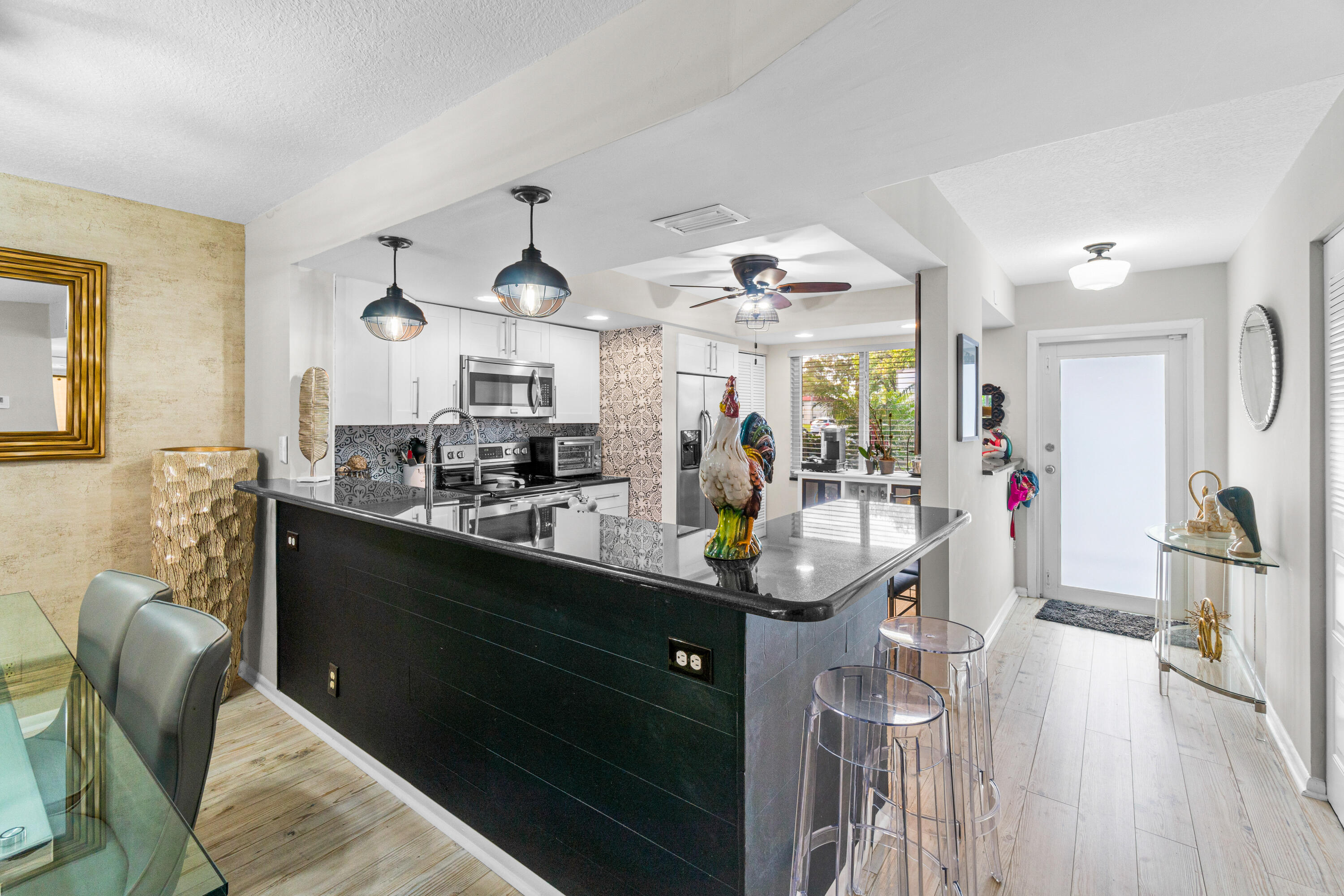 27 Abbey Lane 103, Delray Beach Unit: 103