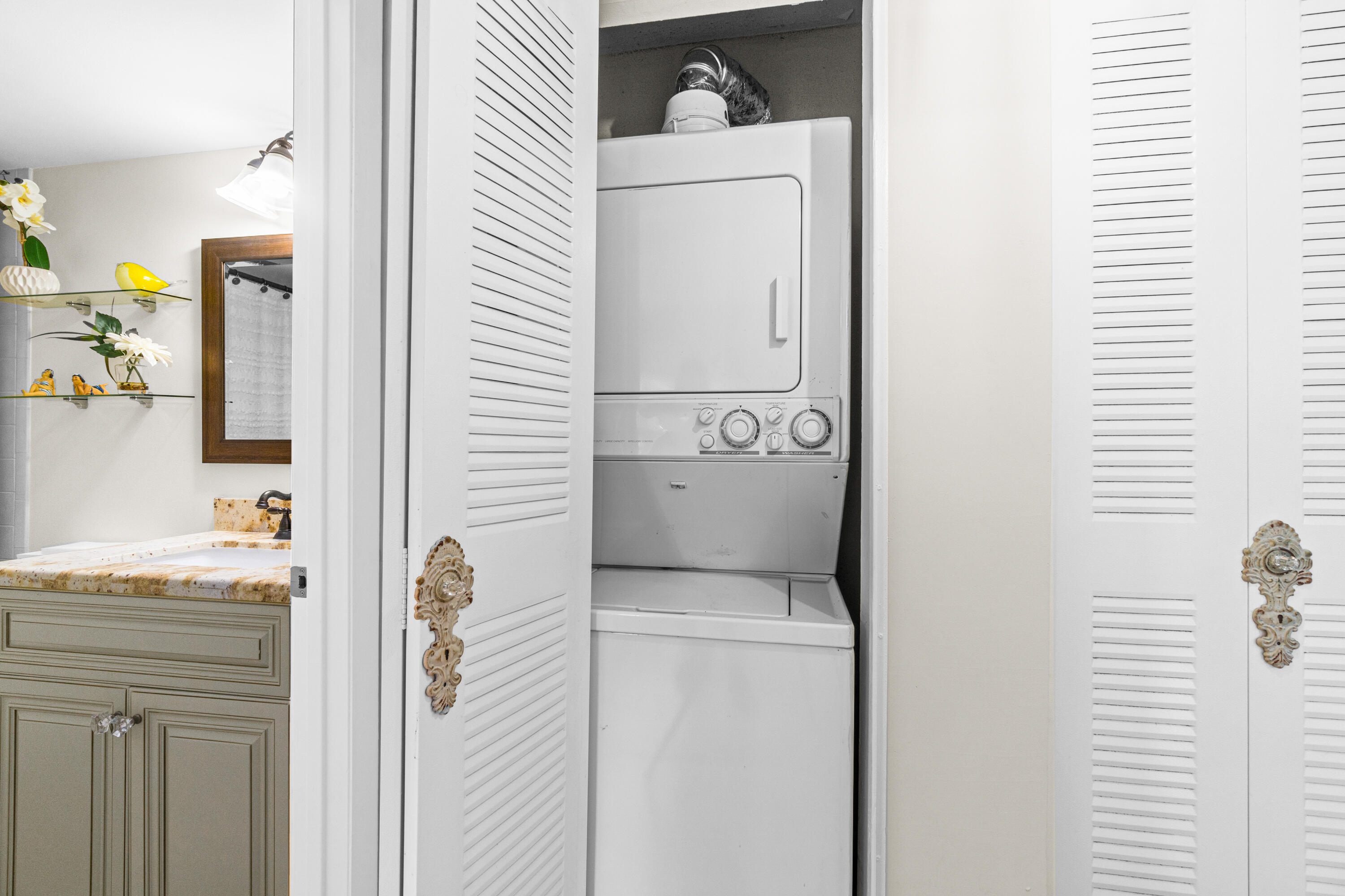 27 Abbey Lane 103, Delray Beach Unit: 103