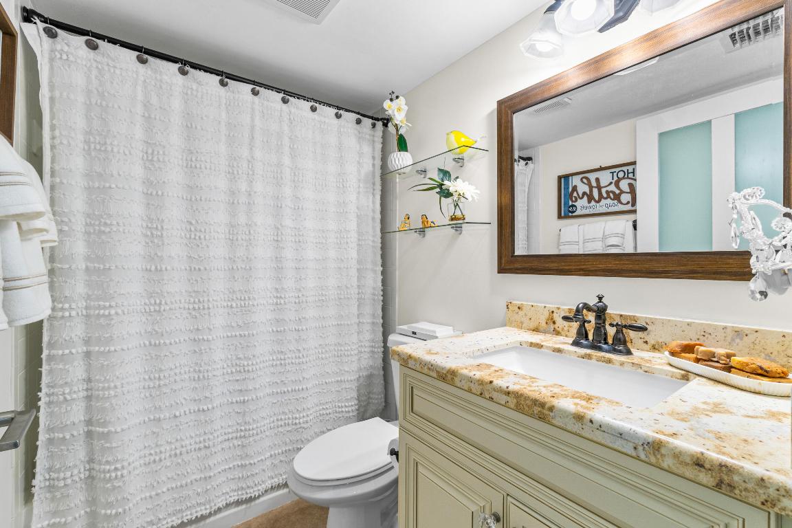 27 Abbey Lane 103, Delray Beach Unit: 103