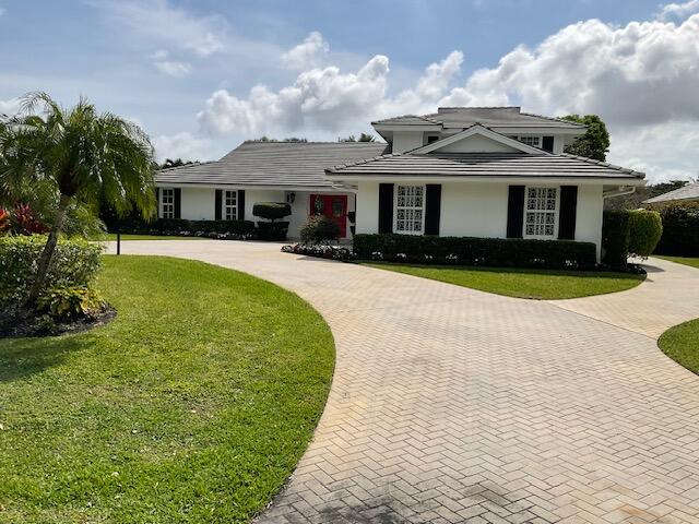 4915 King Palm Circle