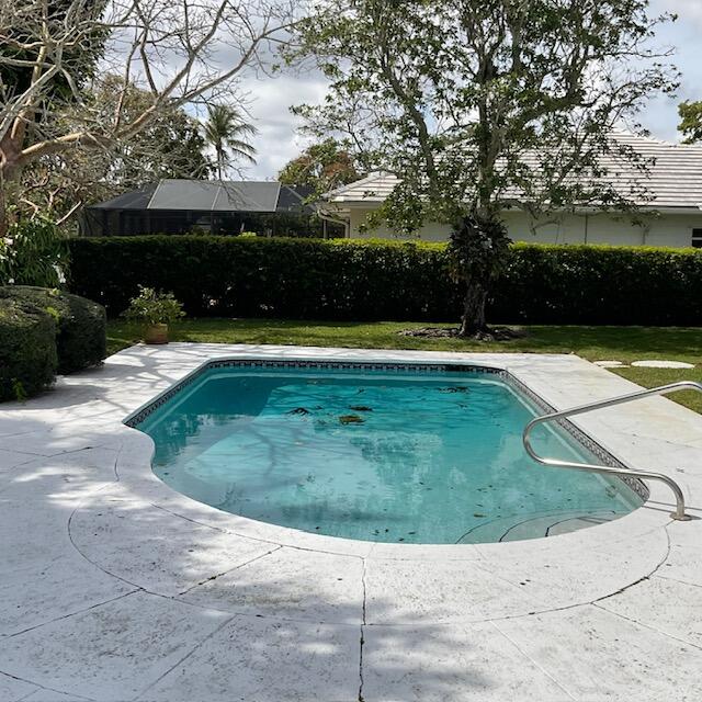 4915 King Palm Circle