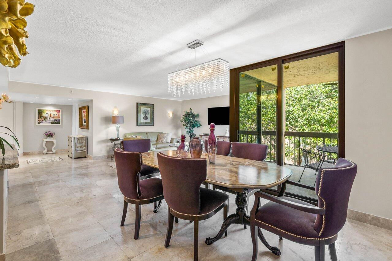 2455 Lindell Boulevard 3402