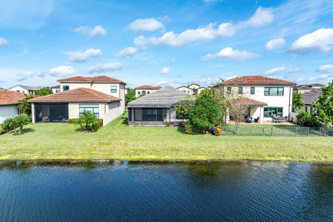 8475 Grand Prix Lane, Boynton Beach