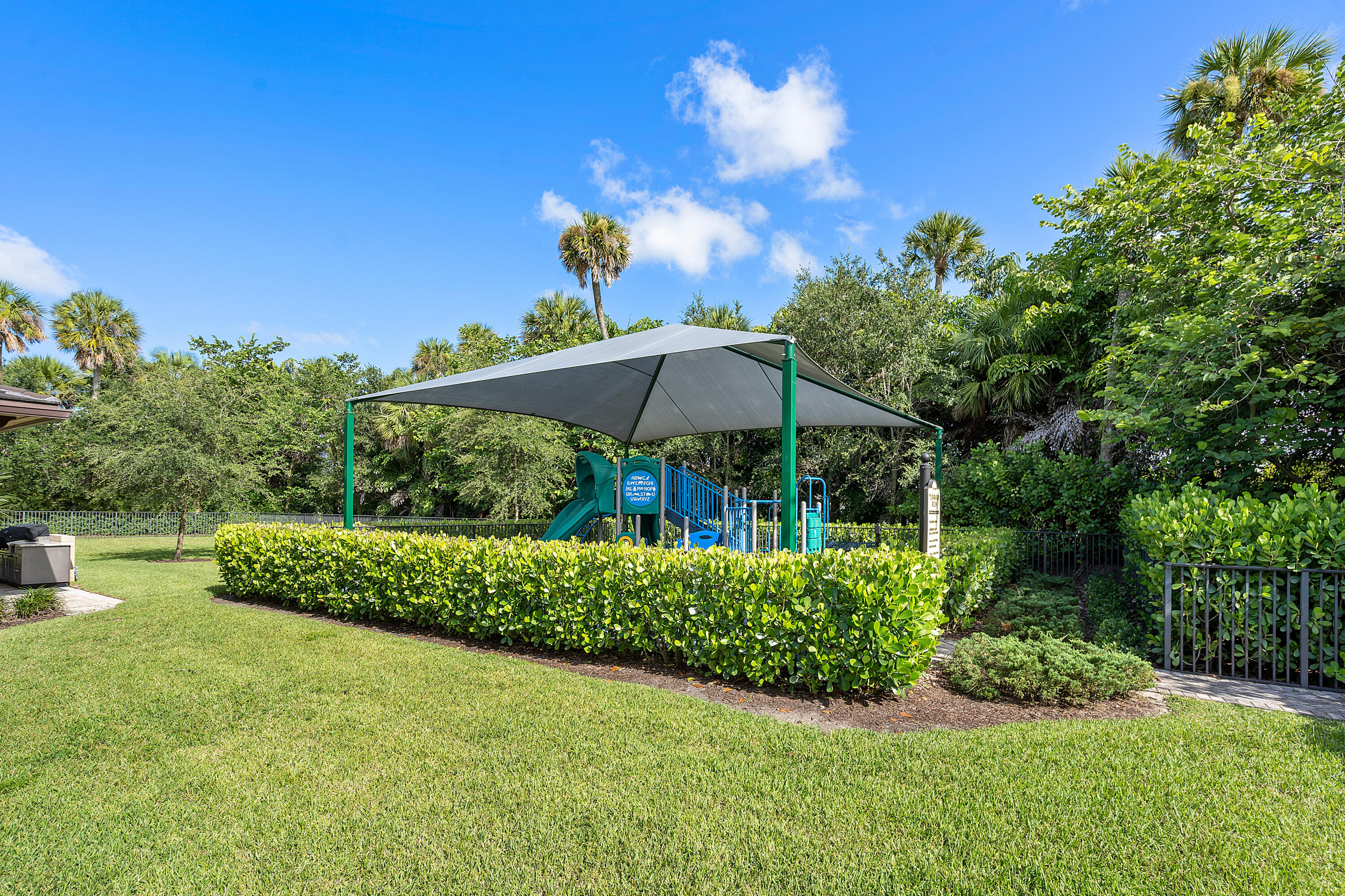 8475 Grand Prix Lane, Boynton Beach