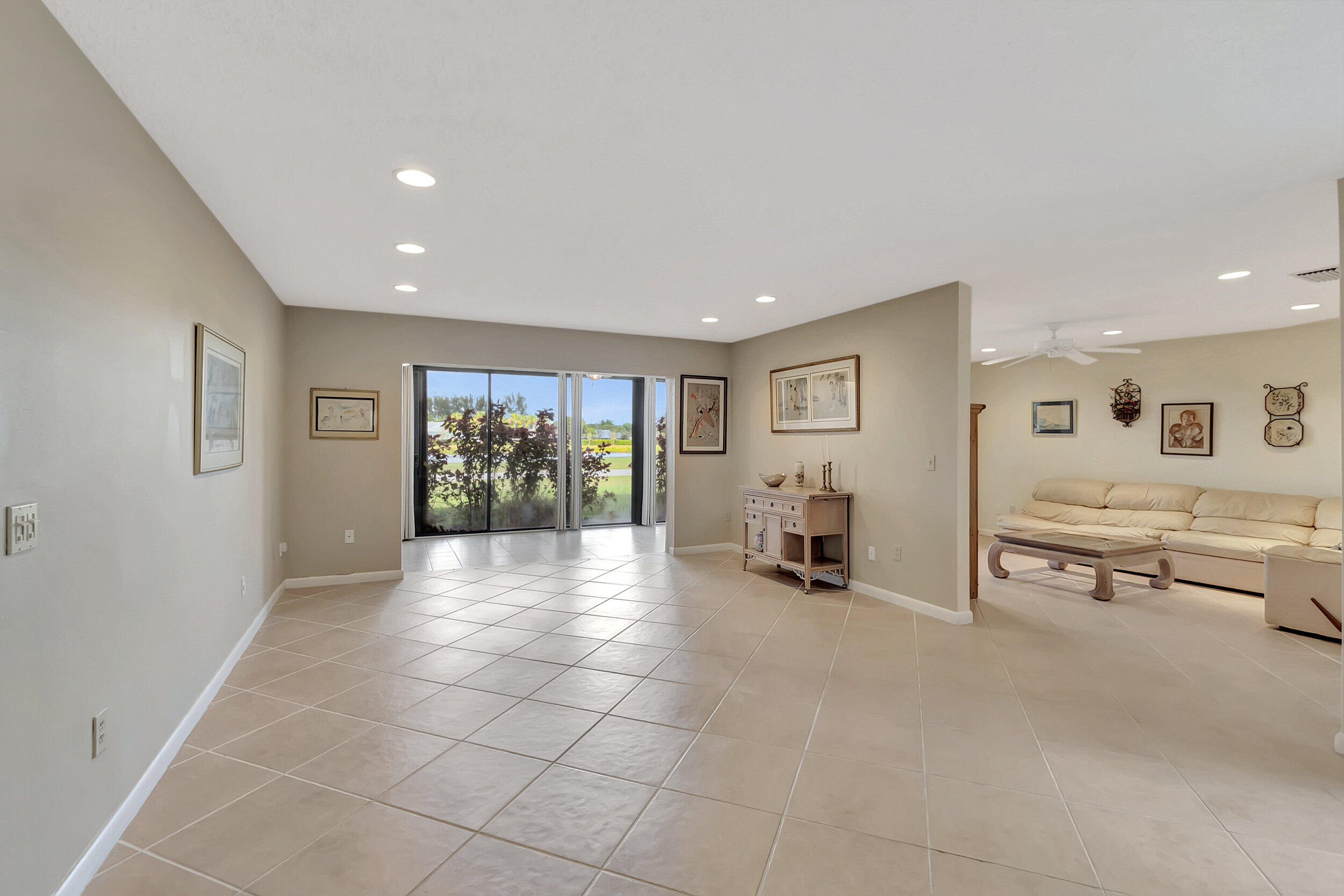 7920 Eastlake Drive 19-G