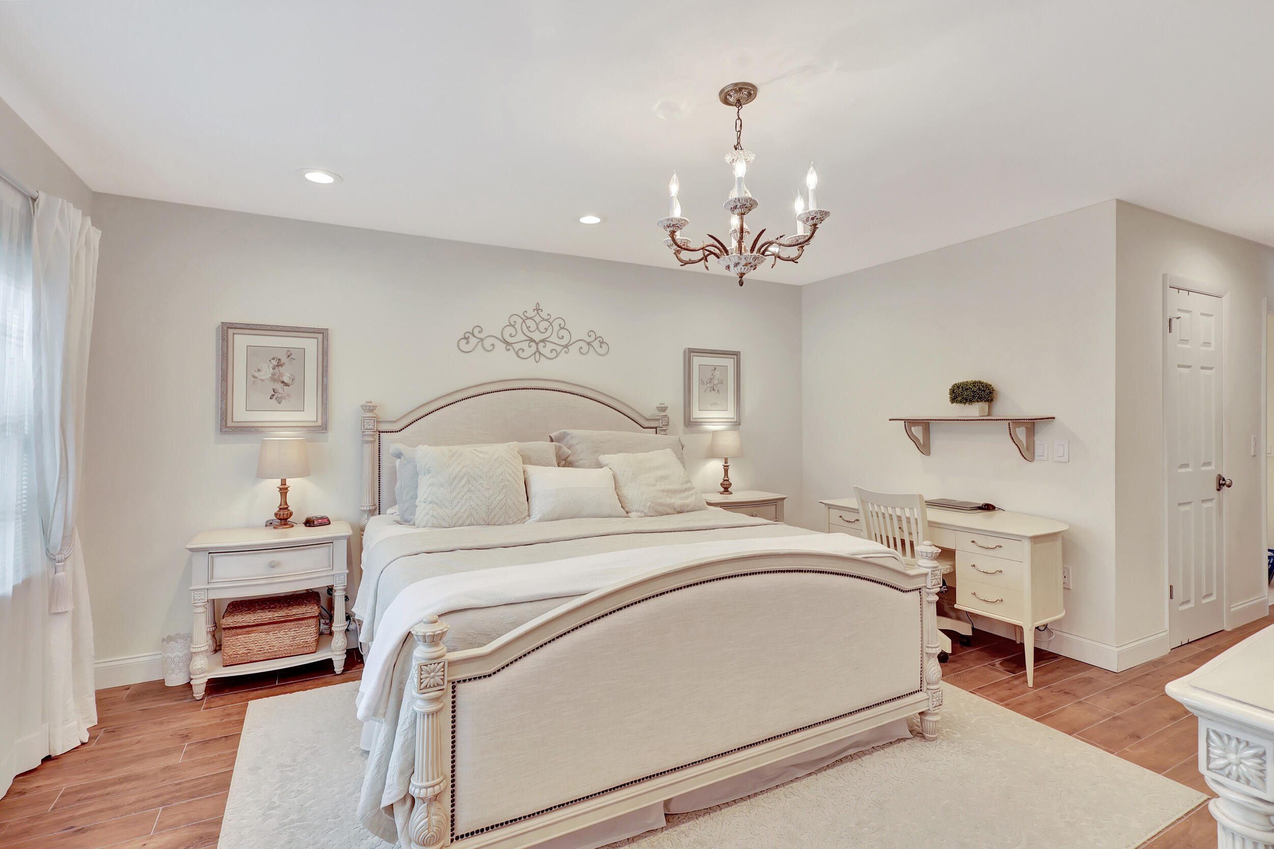 17 Stratford Drive A