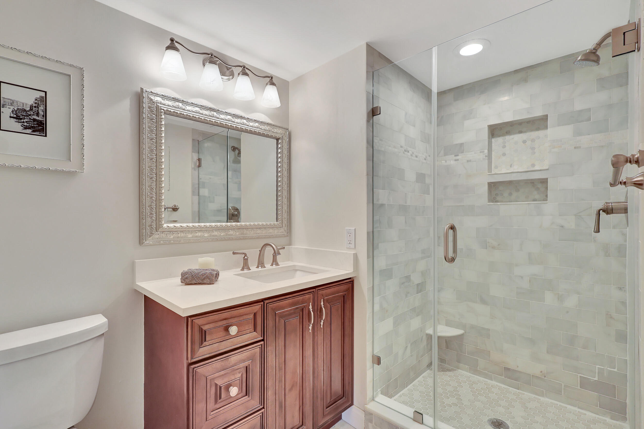 17 Stratford Drive A