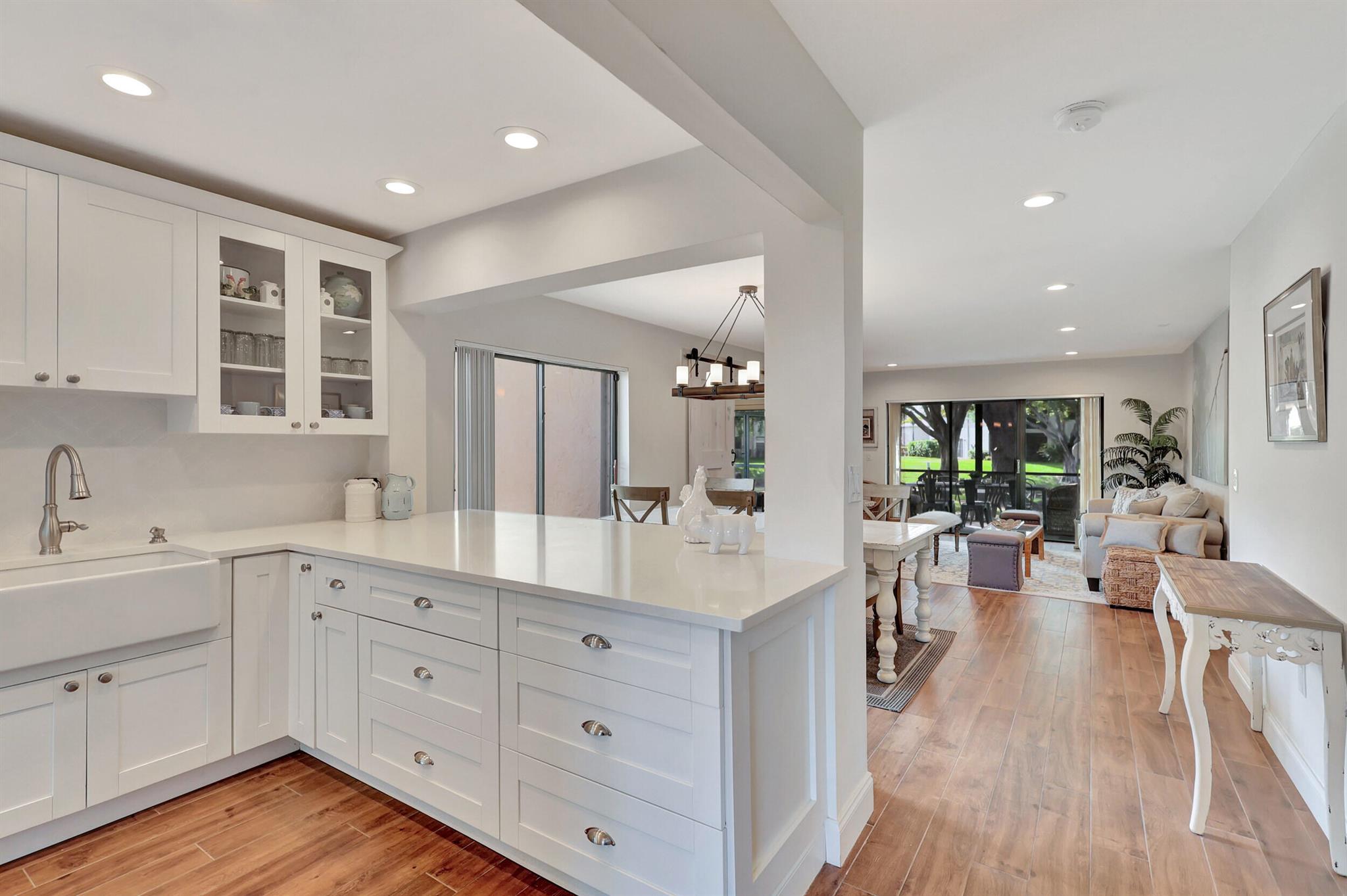 17 Stratford Drive A